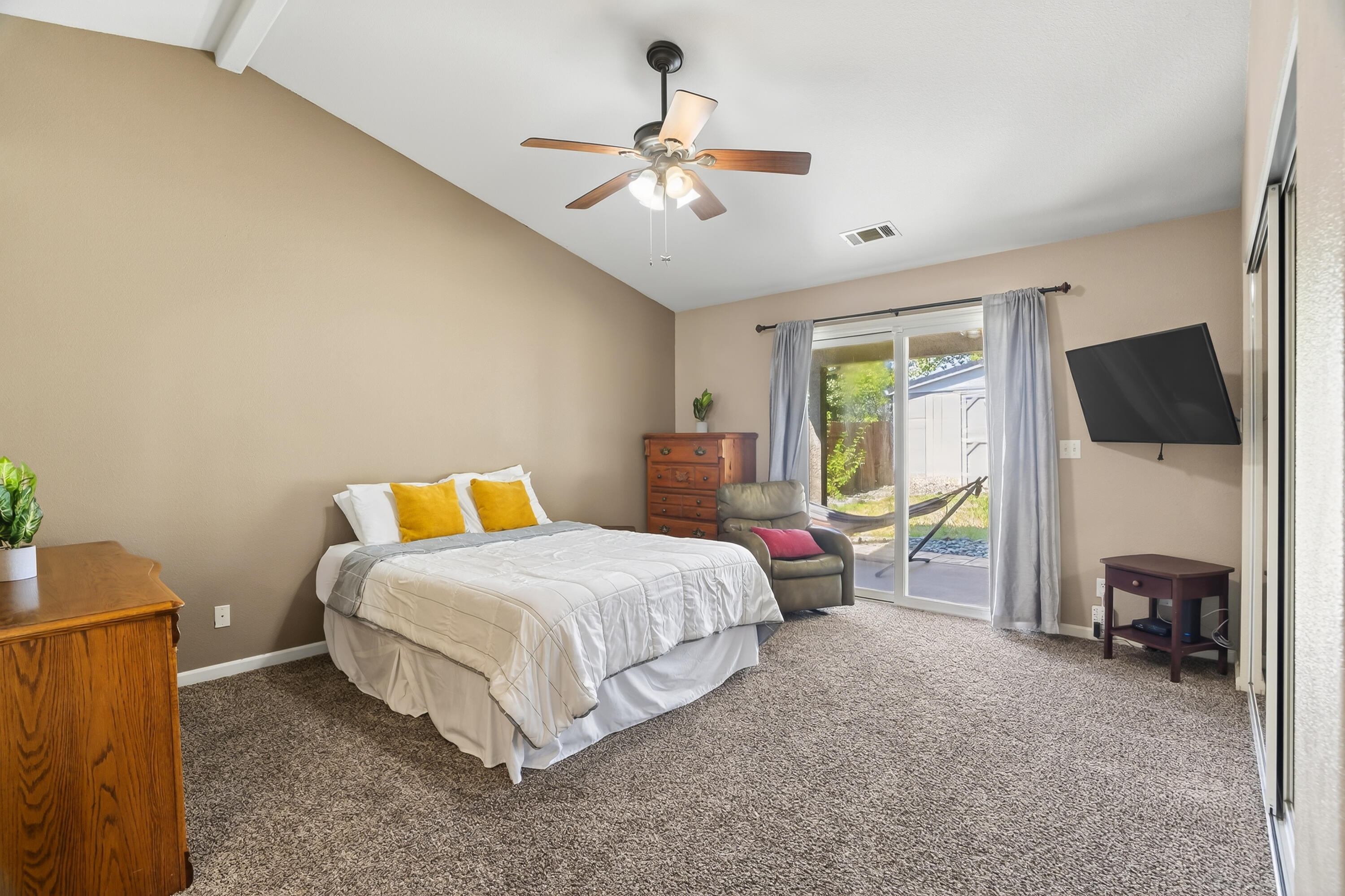 3220 Wandsworth Drive