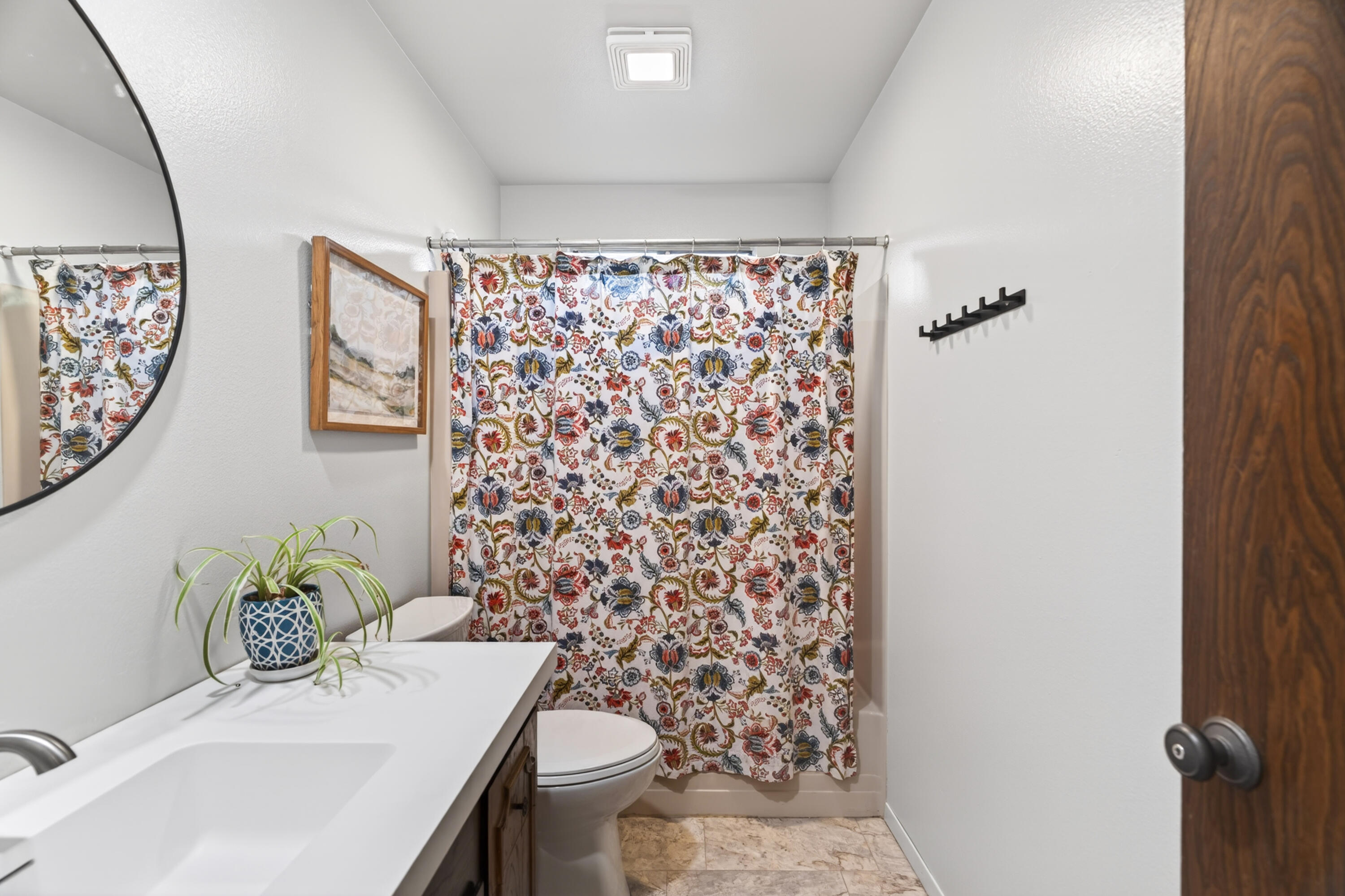 2202 Corral Court