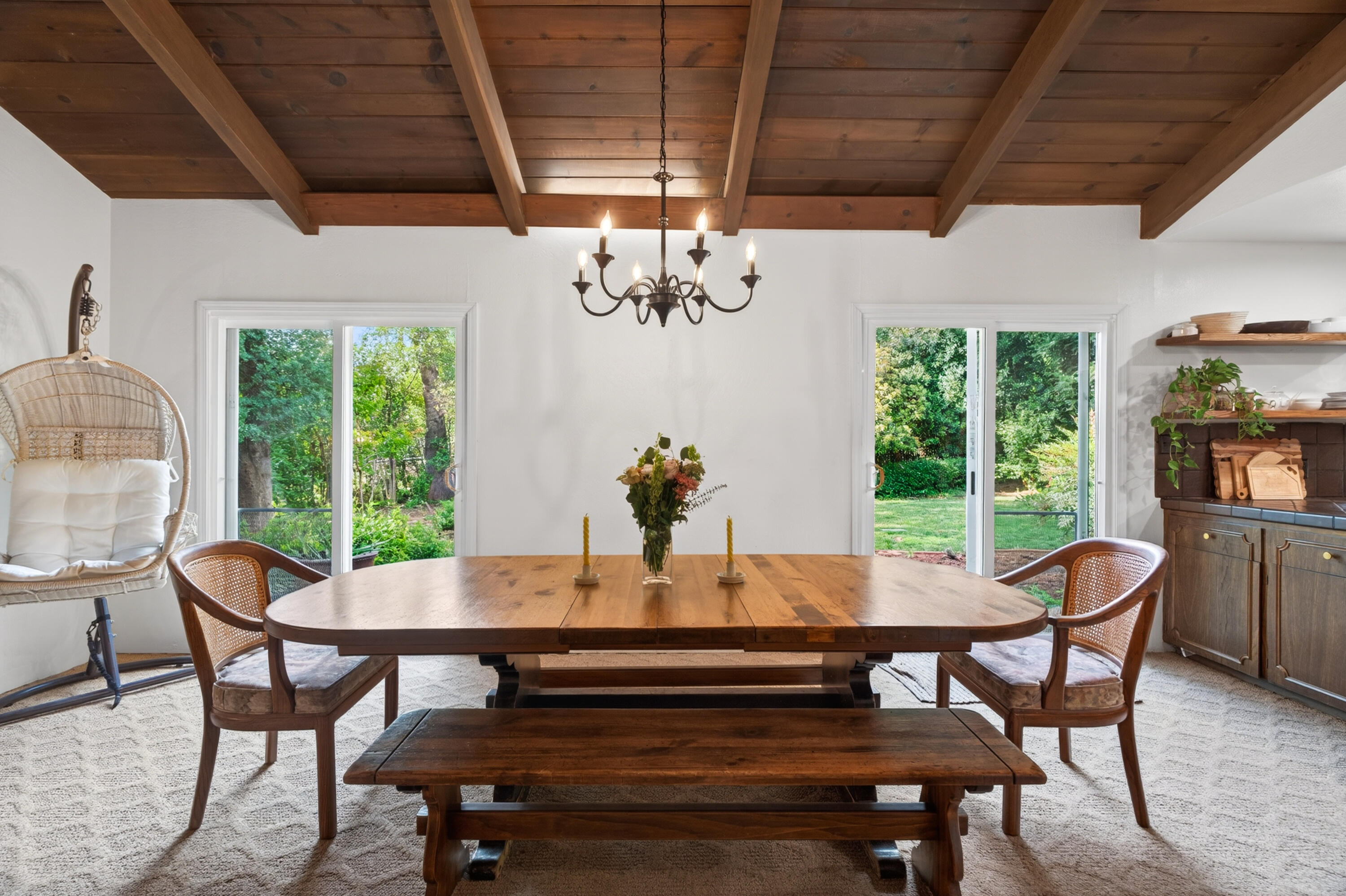 2202 Corral Court