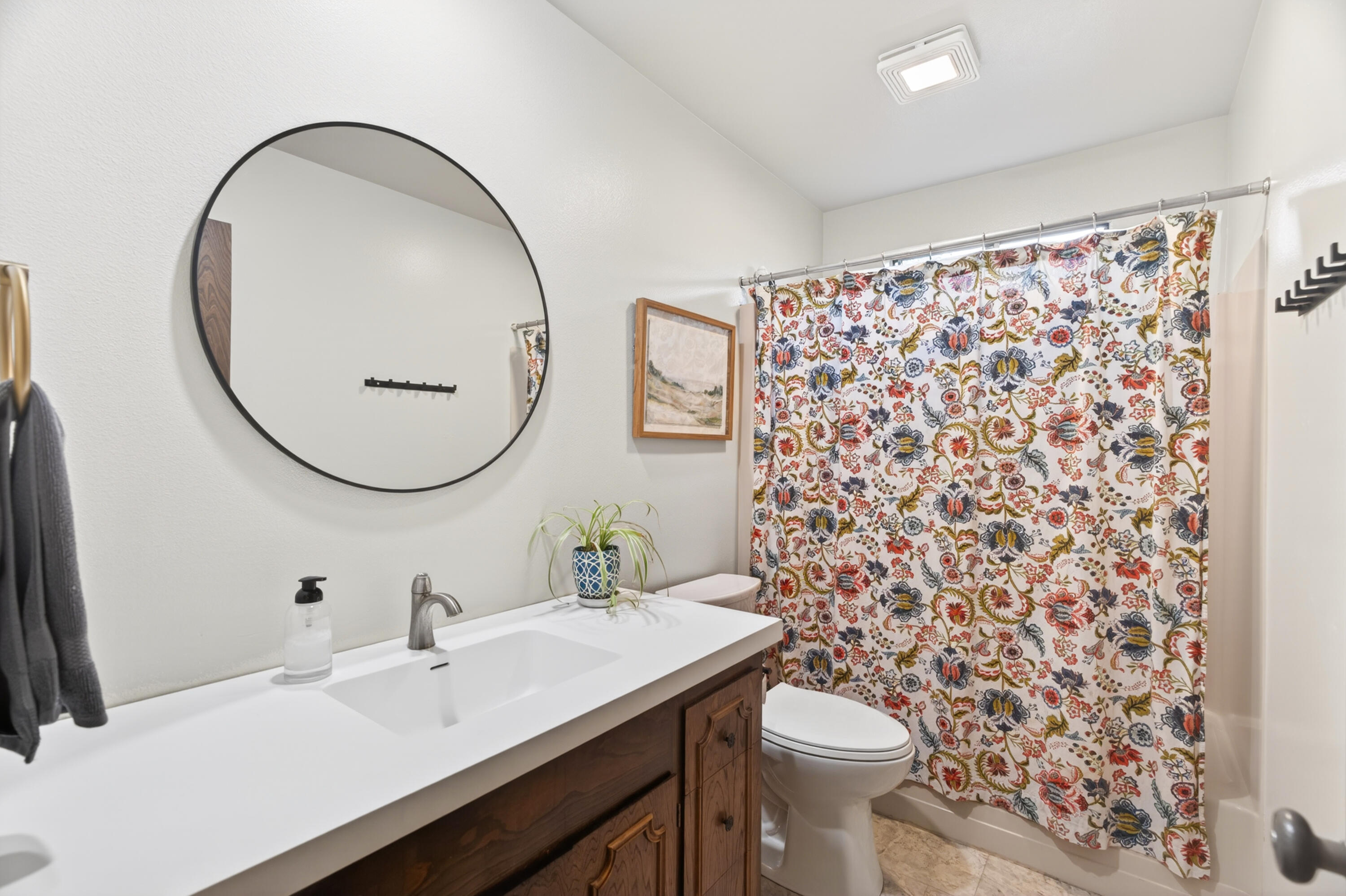 2202 Corral Court