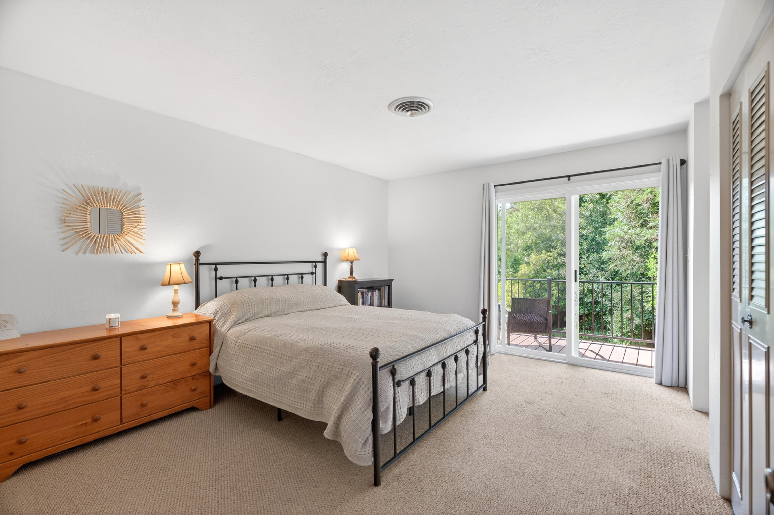 2202 Corral Court