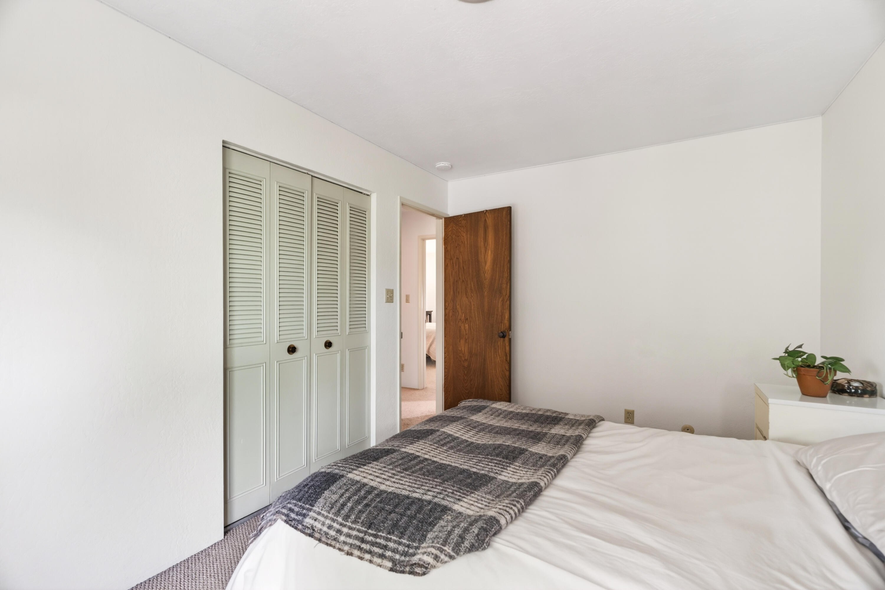 2202 Corral Court