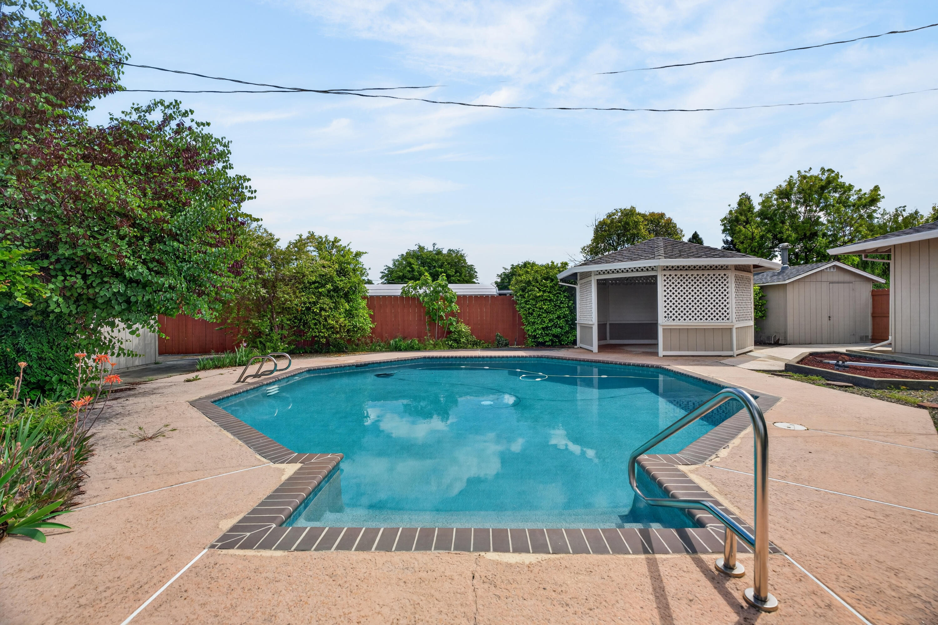 7137 Granada Drive