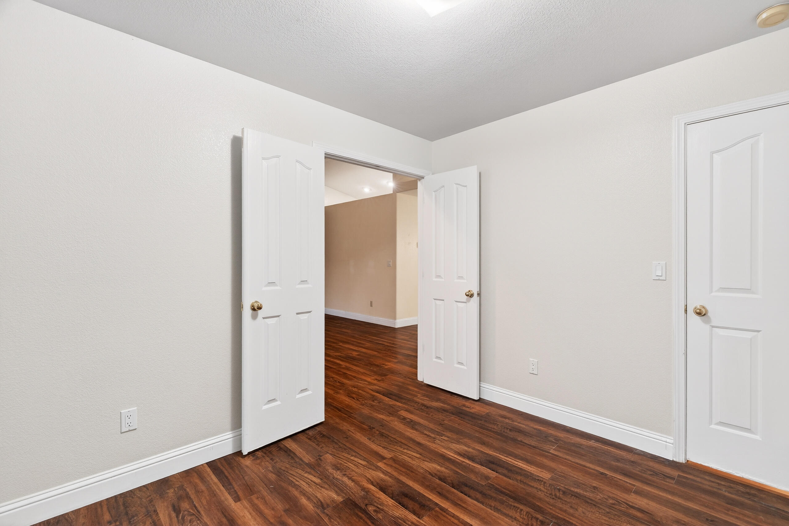 3286 Forest Homes Drive