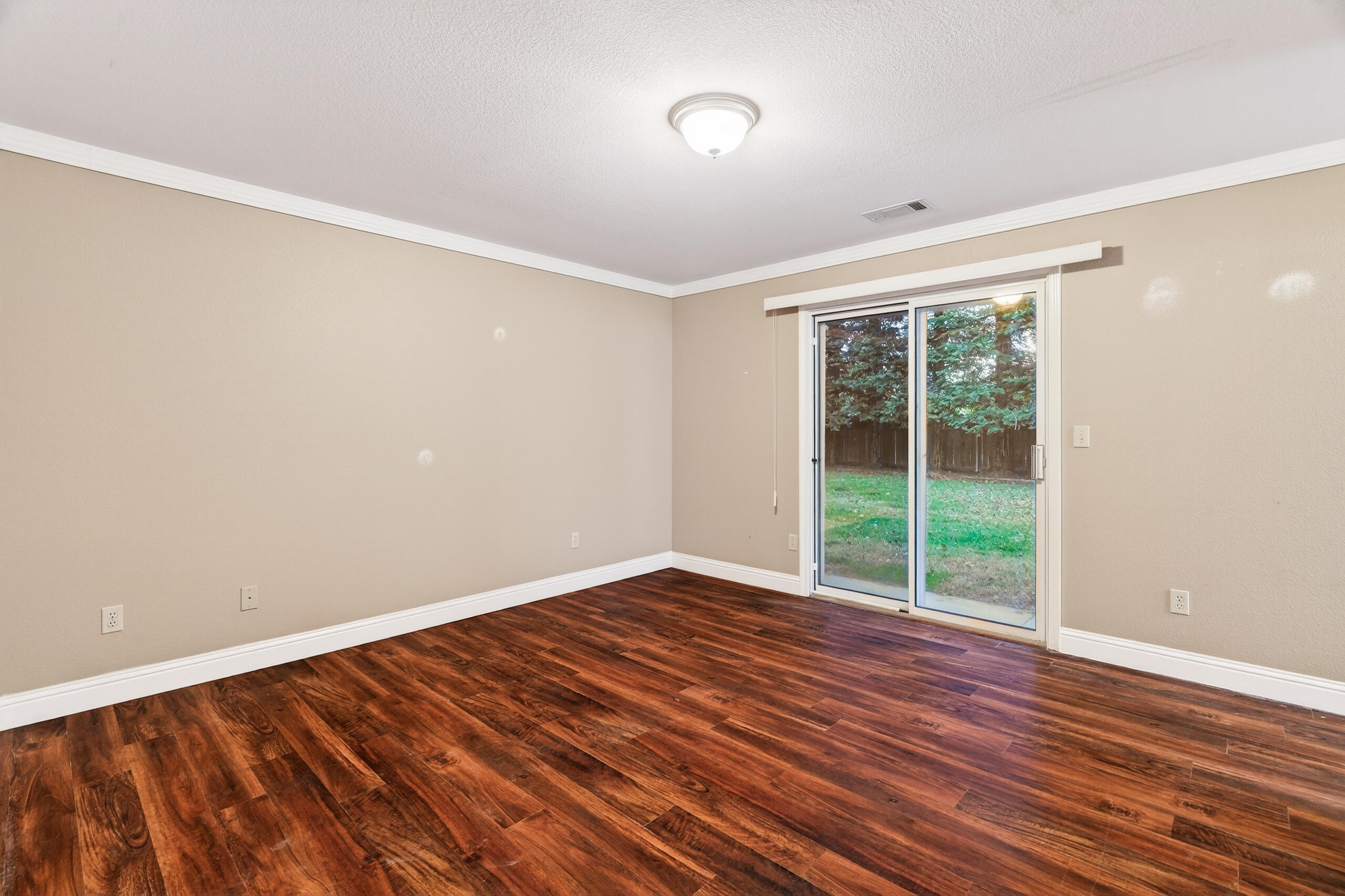 3286 Forest Homes Drive