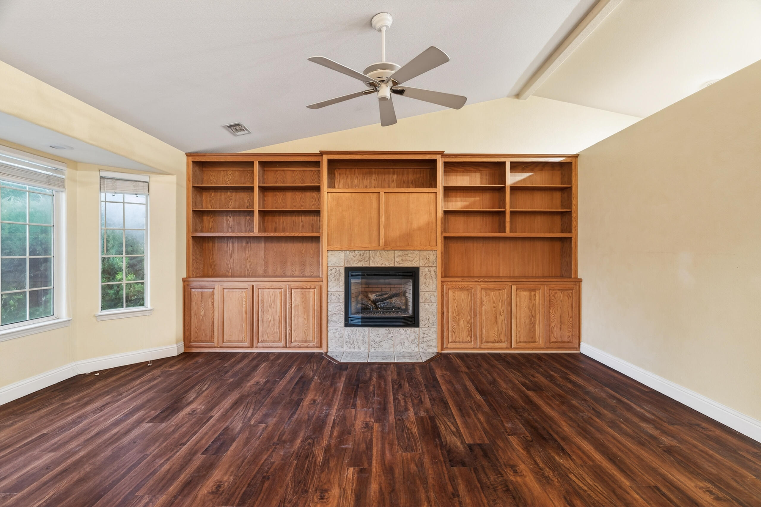 3286 Forest Homes Drive