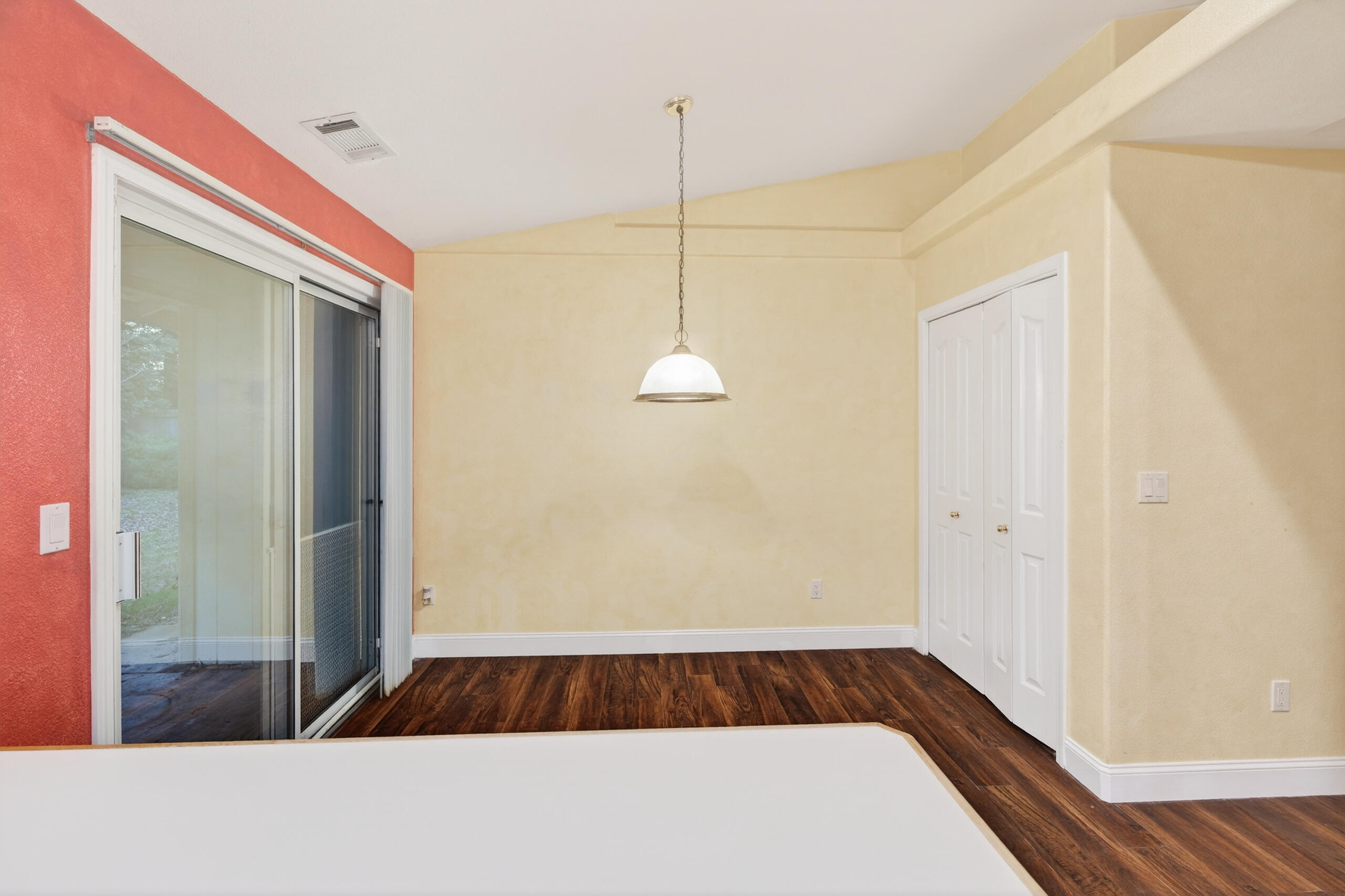 3286 Forest Homes Drive