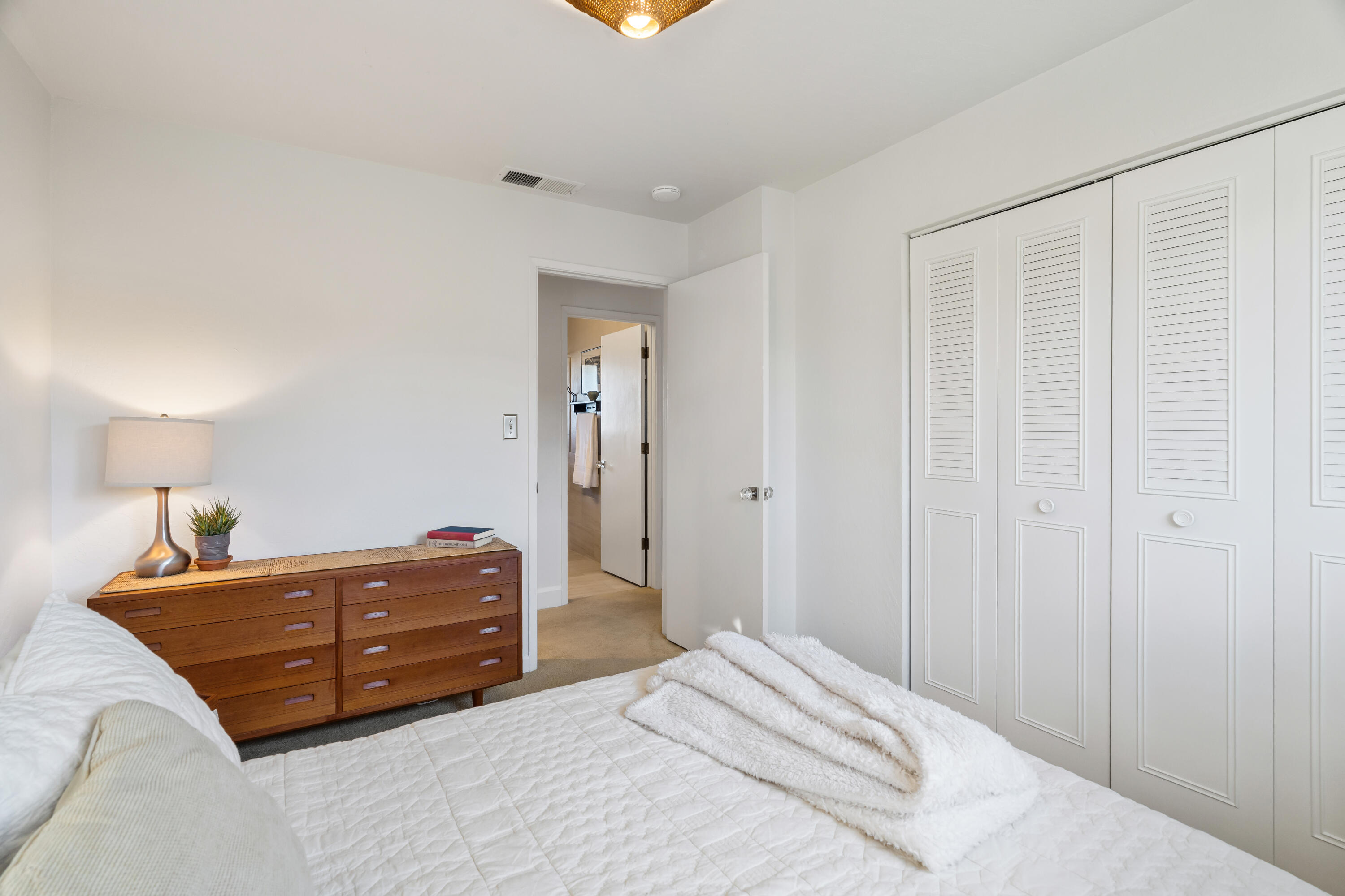 1700 Wisconsin Avenue