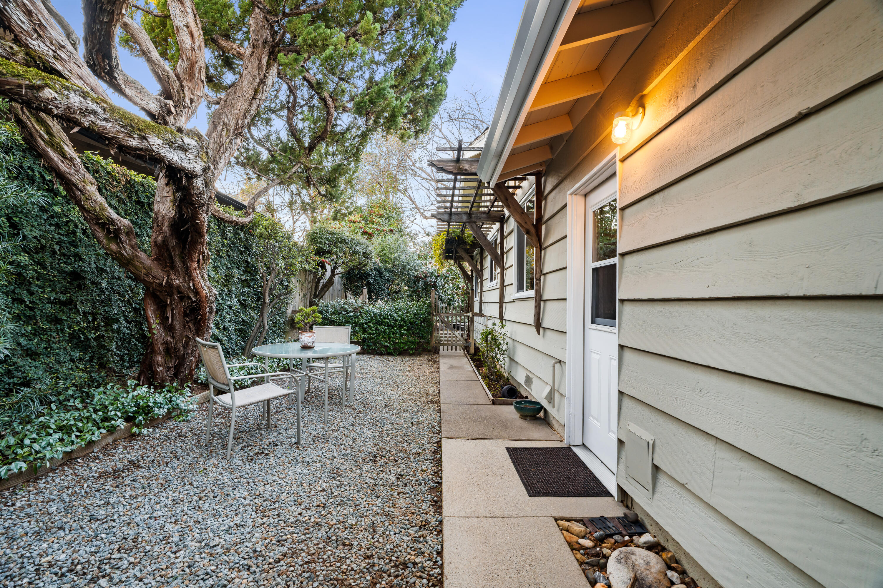 1700 Wisconsin Avenue