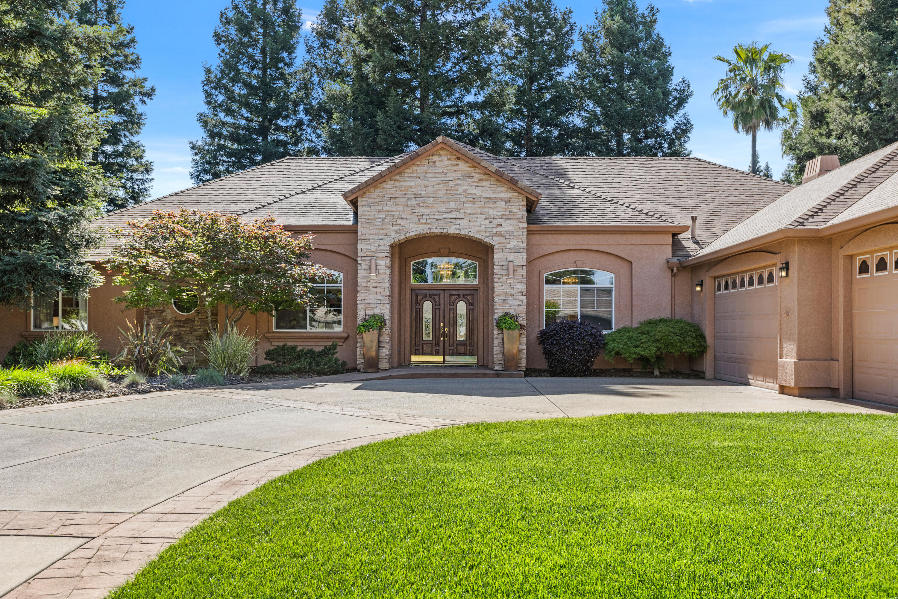 2615 Templeton Drive
