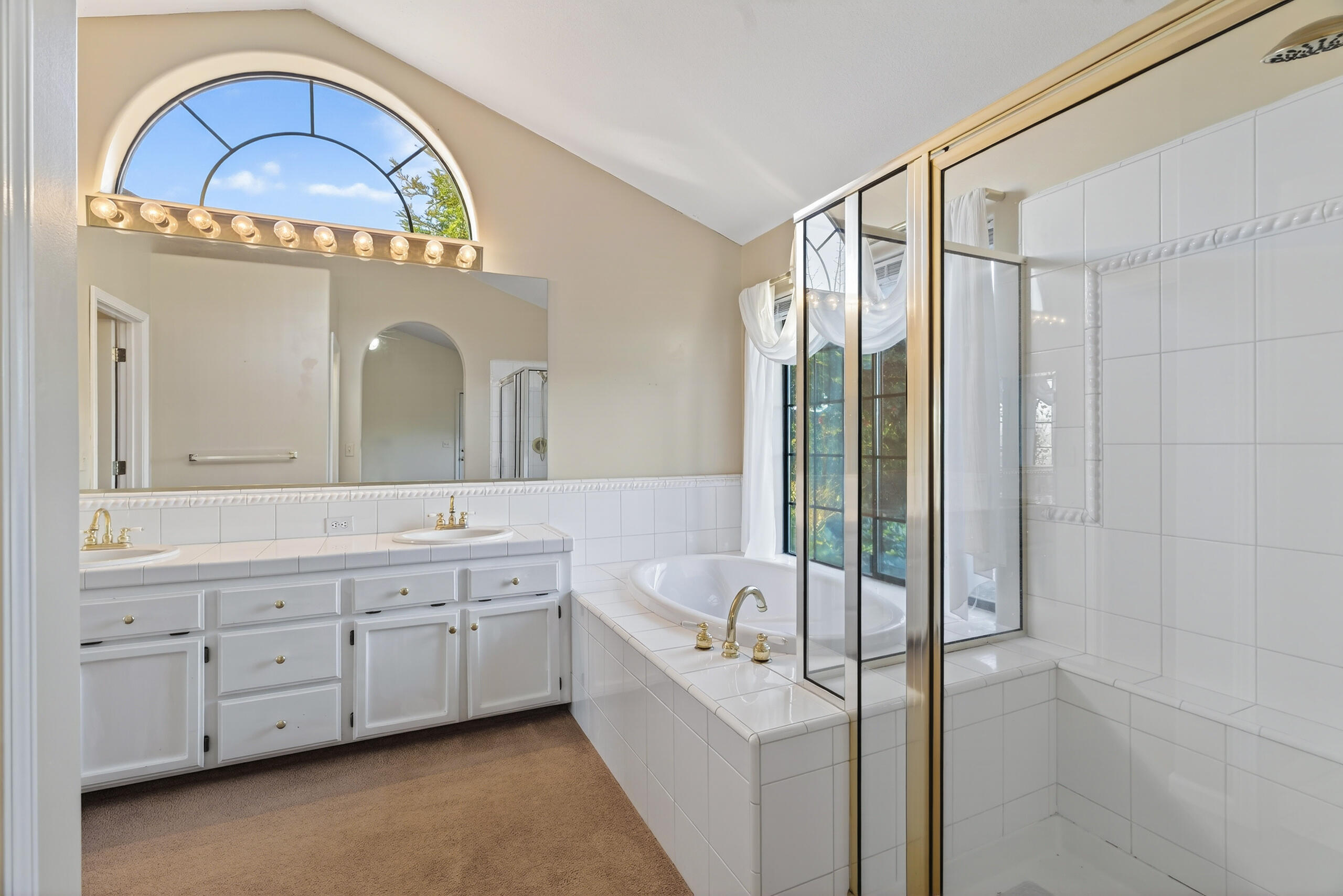 2868 Blue Bell Drive