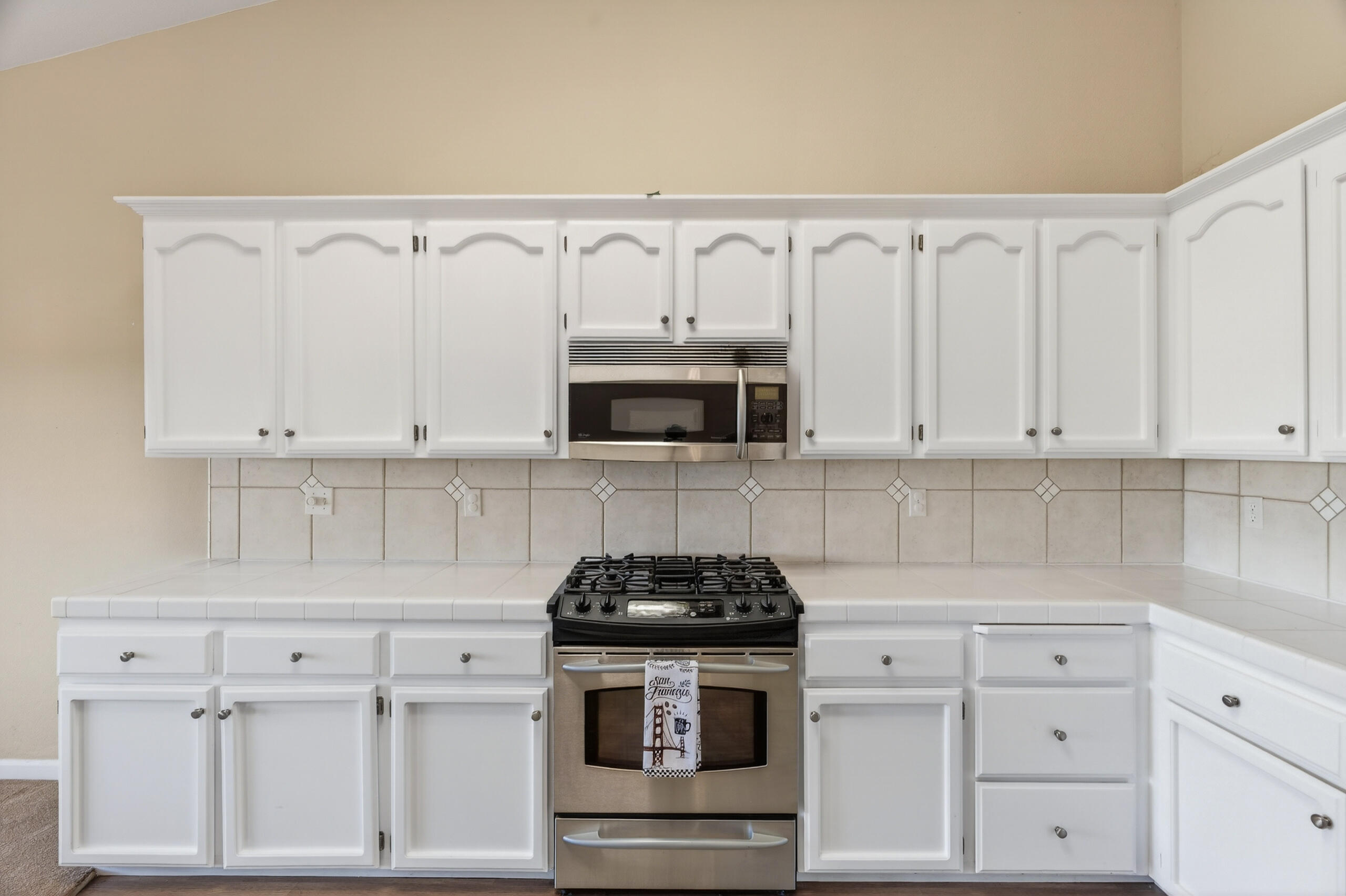 2868 Blue Bell Drive