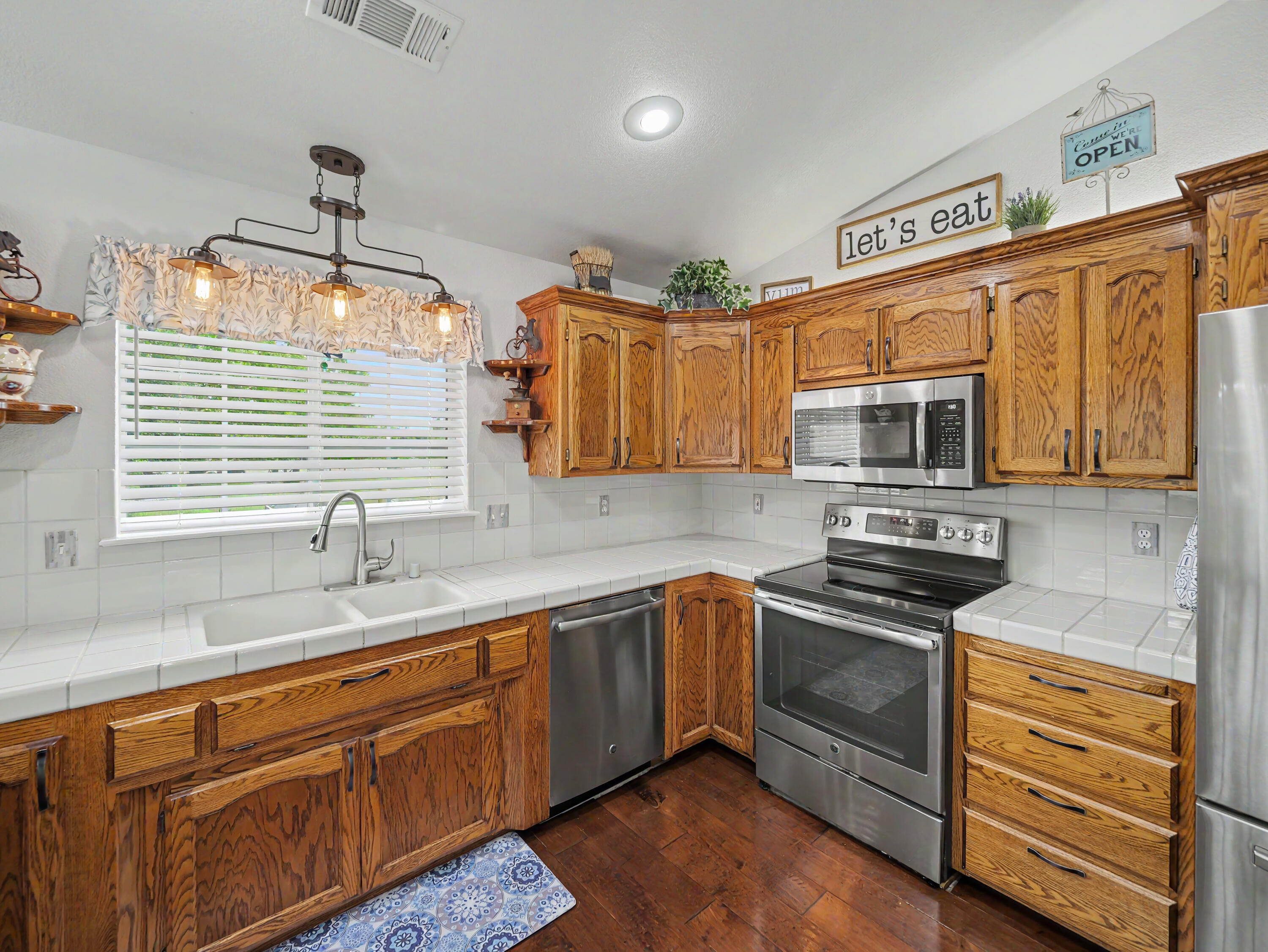 7008 Beatie Road