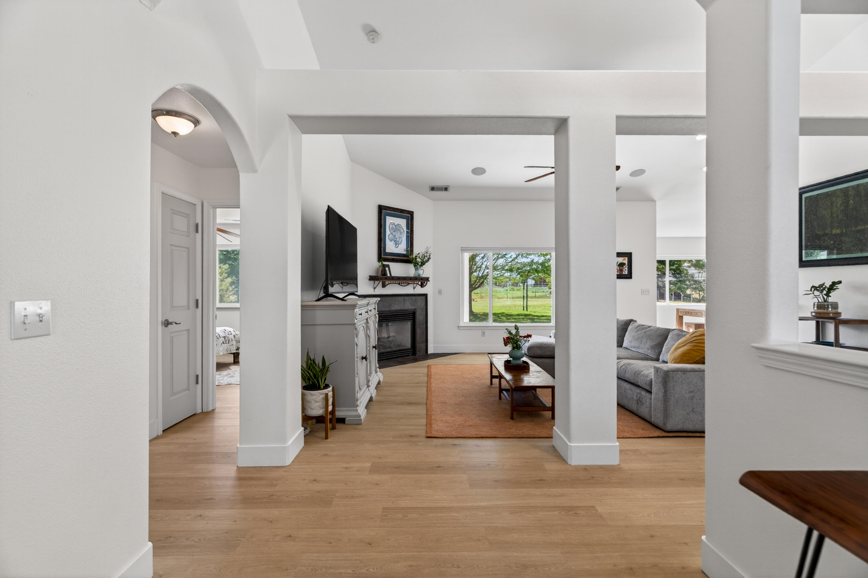19395 Plateau Drive