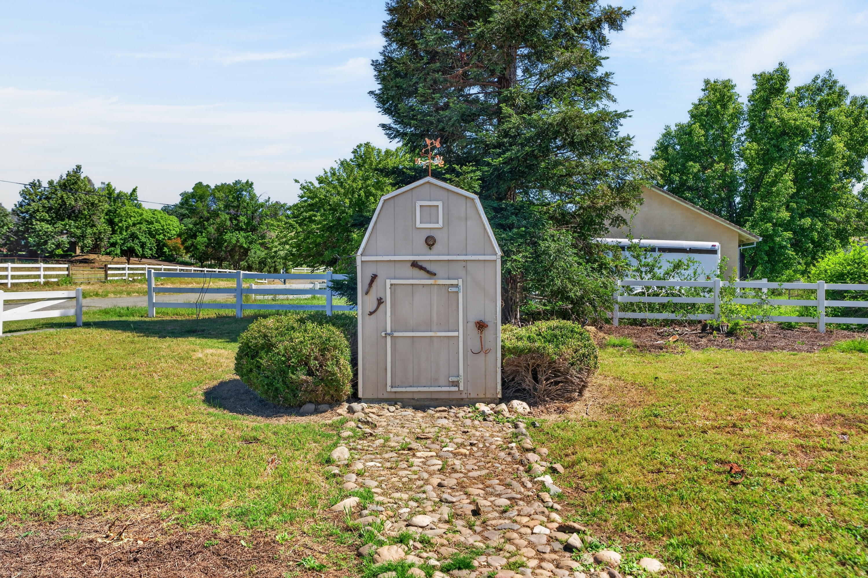 19395 Plateau Drive