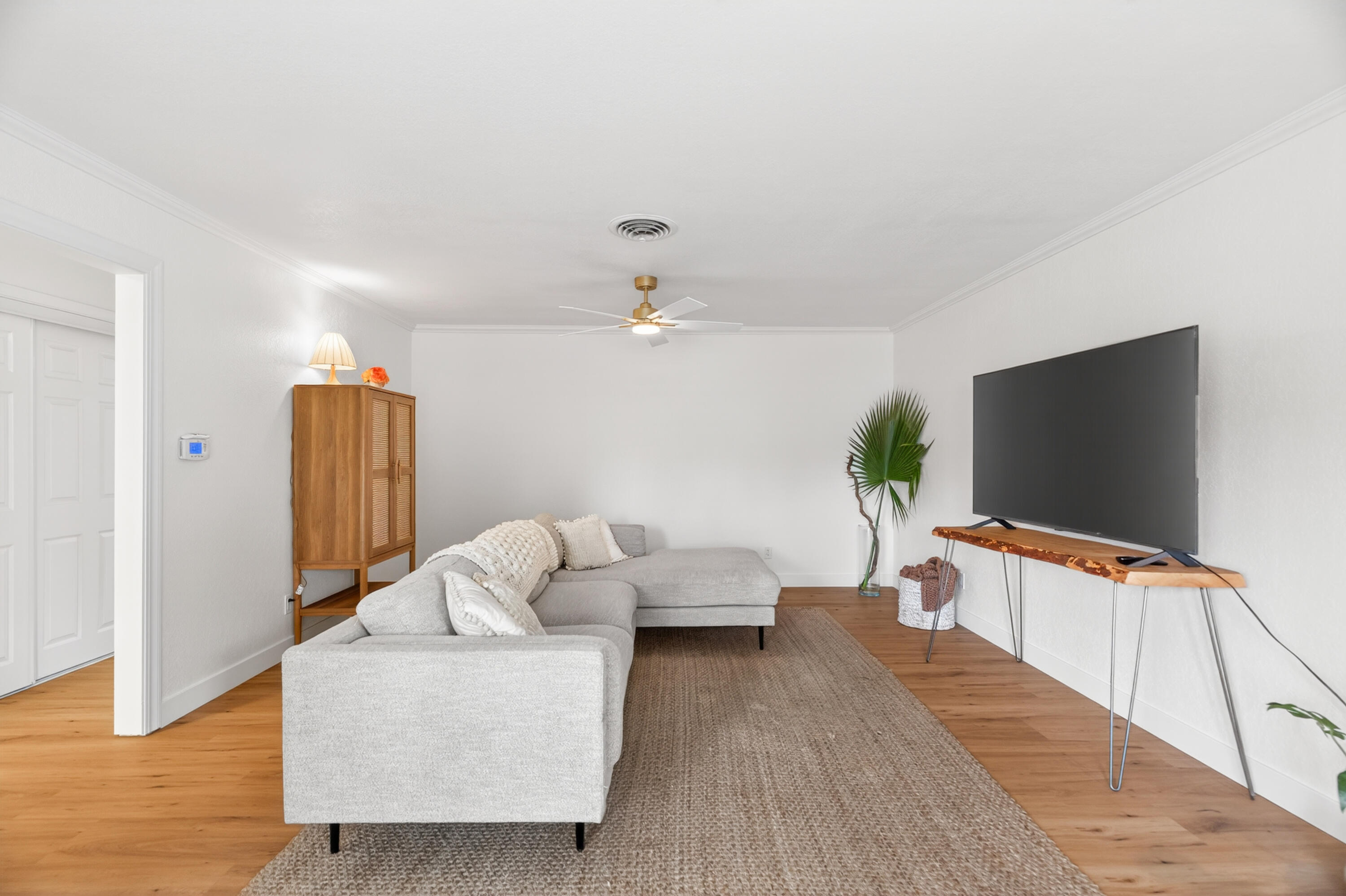 1198 Denton Way