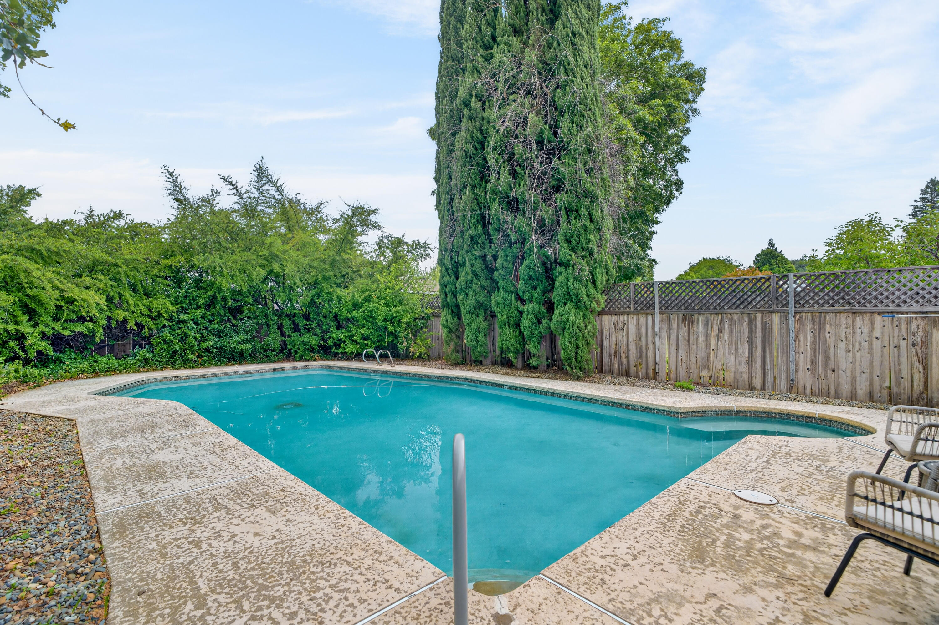 1198 Denton Way