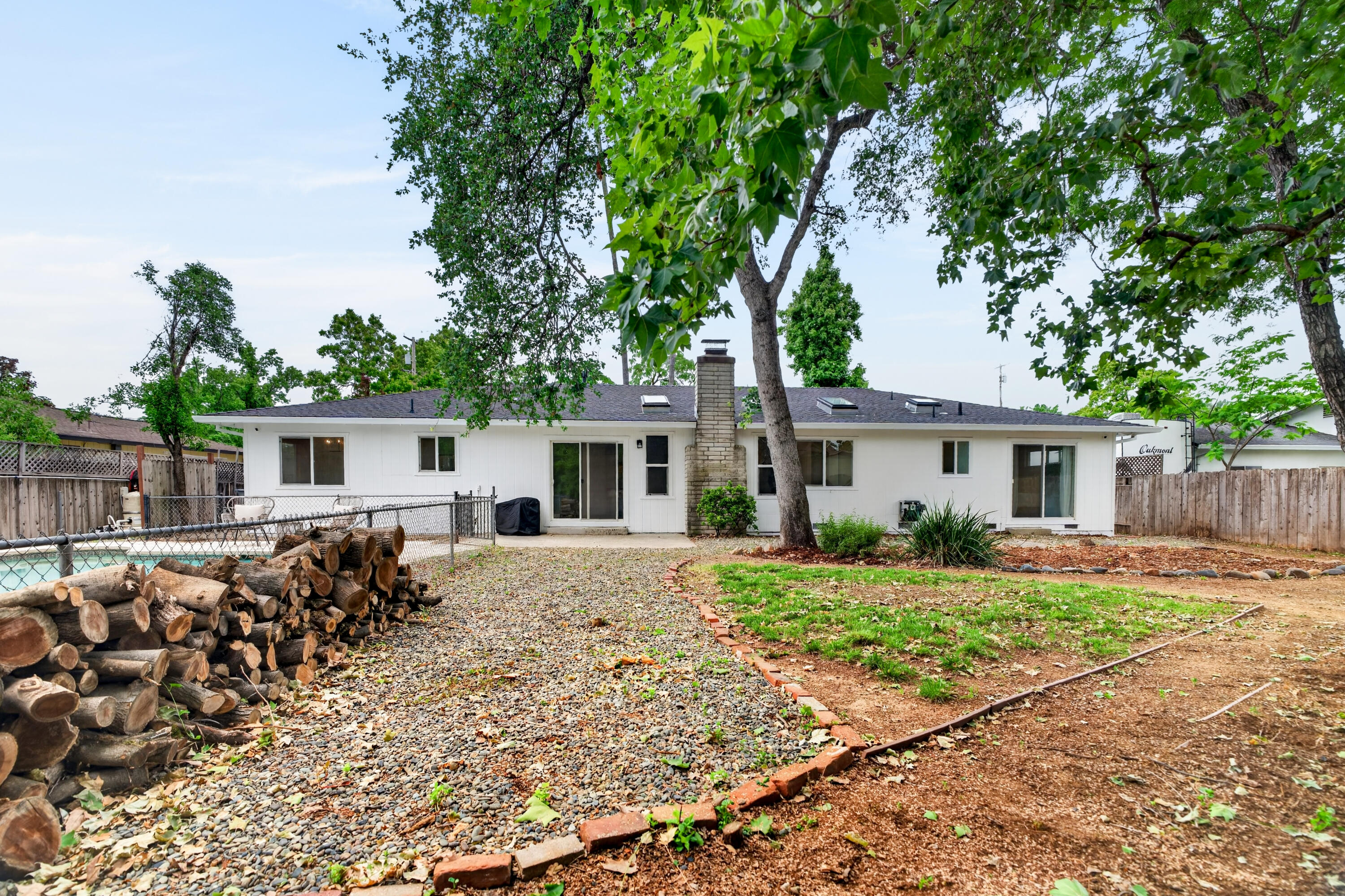 1198 Denton Way