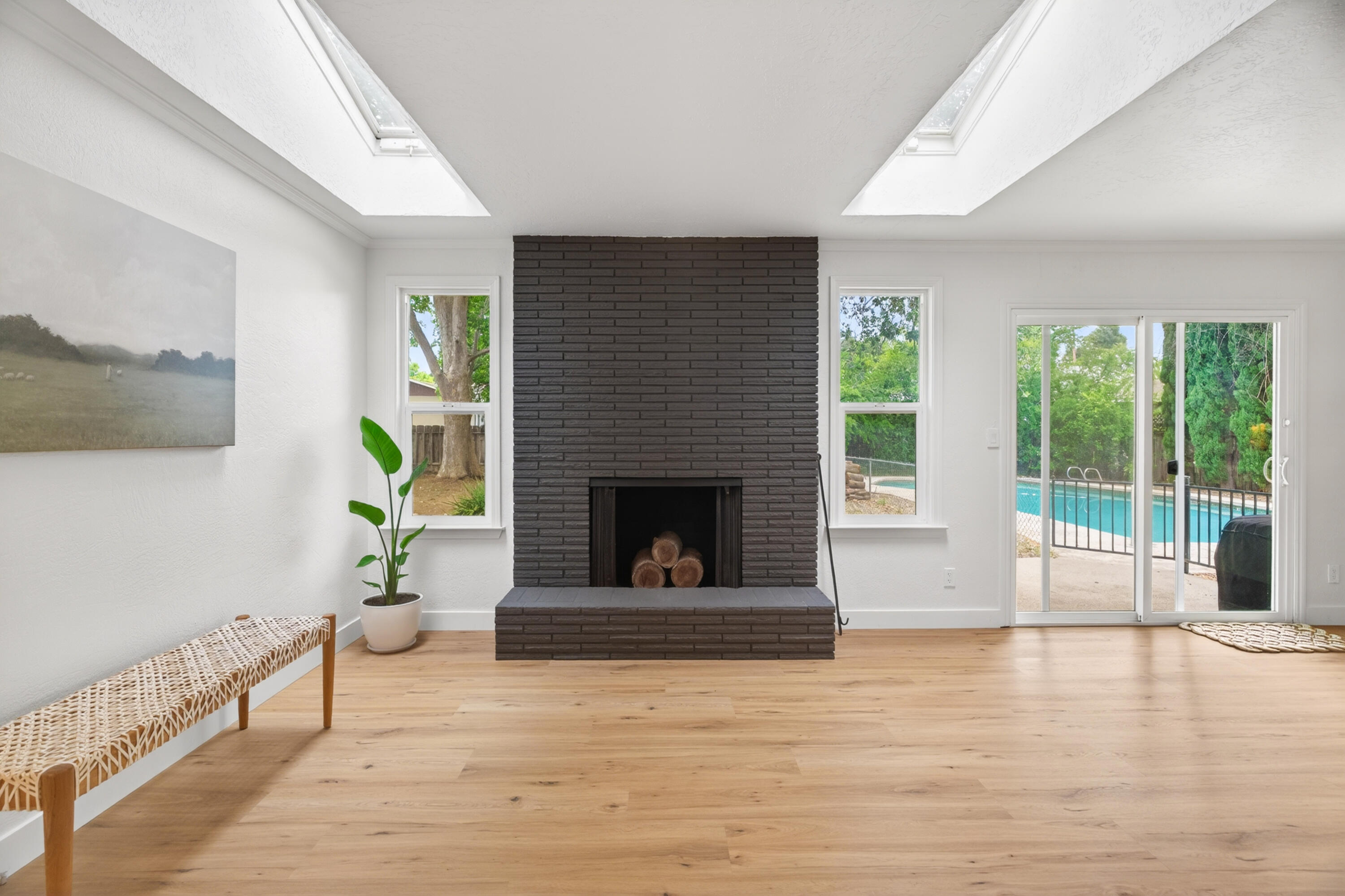 1198 Denton Way