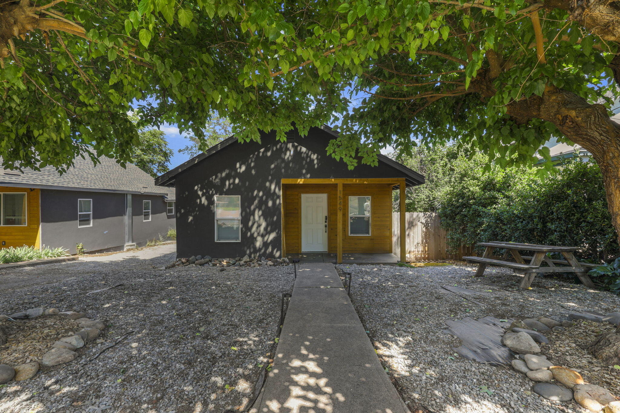 1545 Willis Street