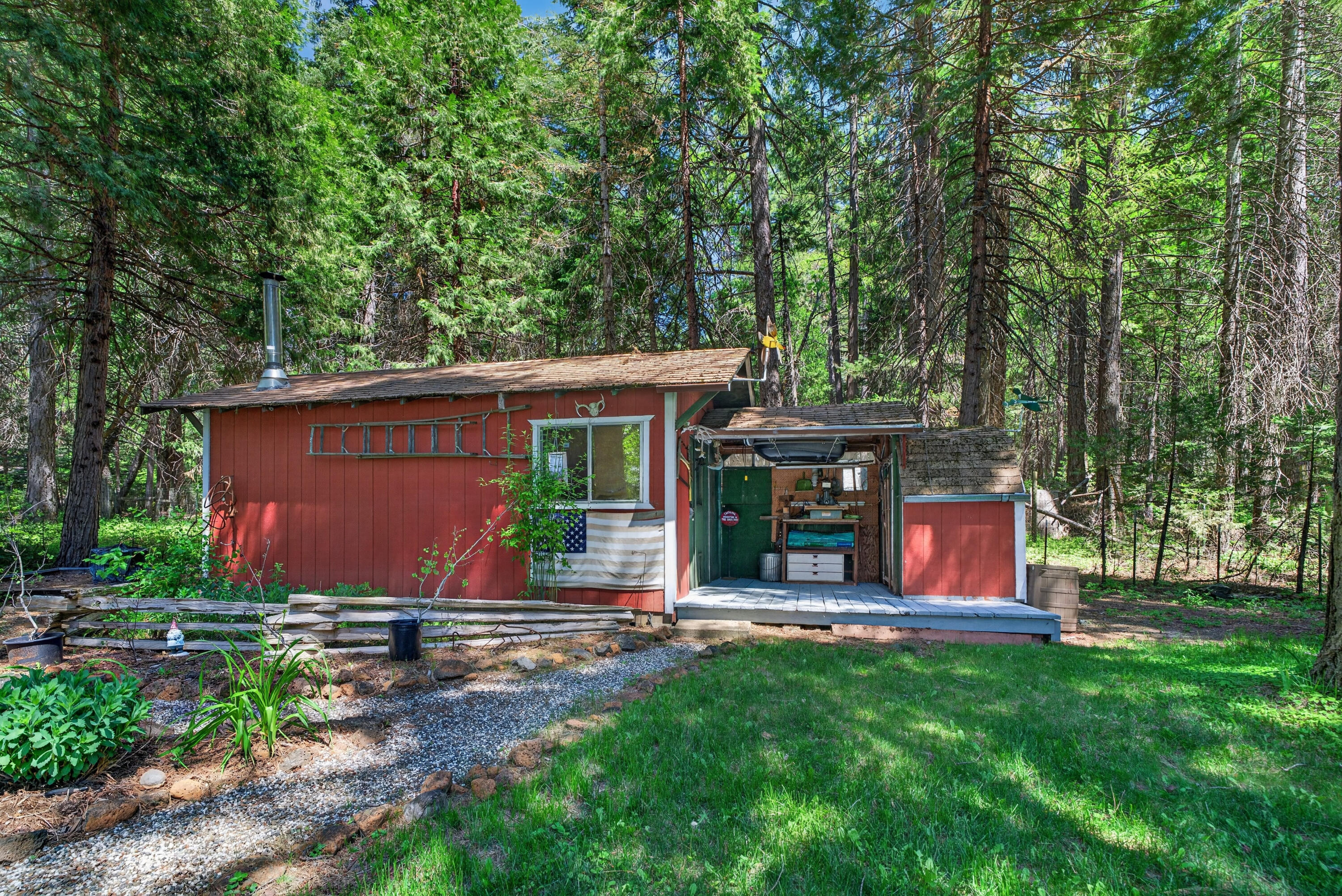 8015 Starlite Pines Road