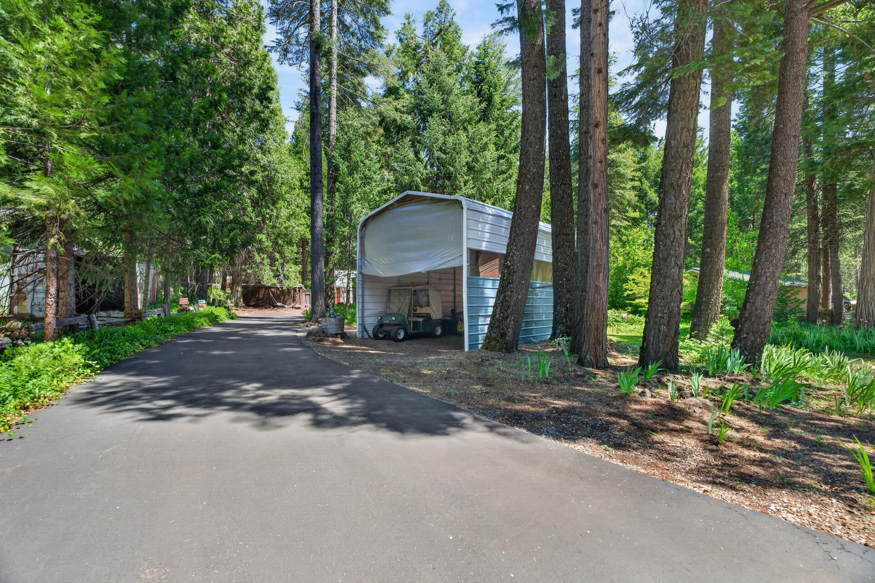8015 Starlite Pines Road