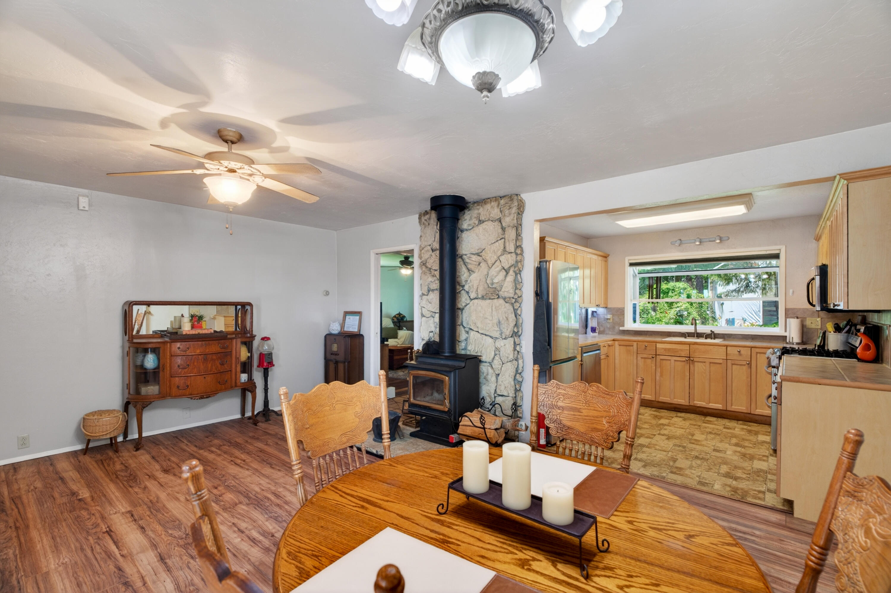 8015 Starlite Pines Road