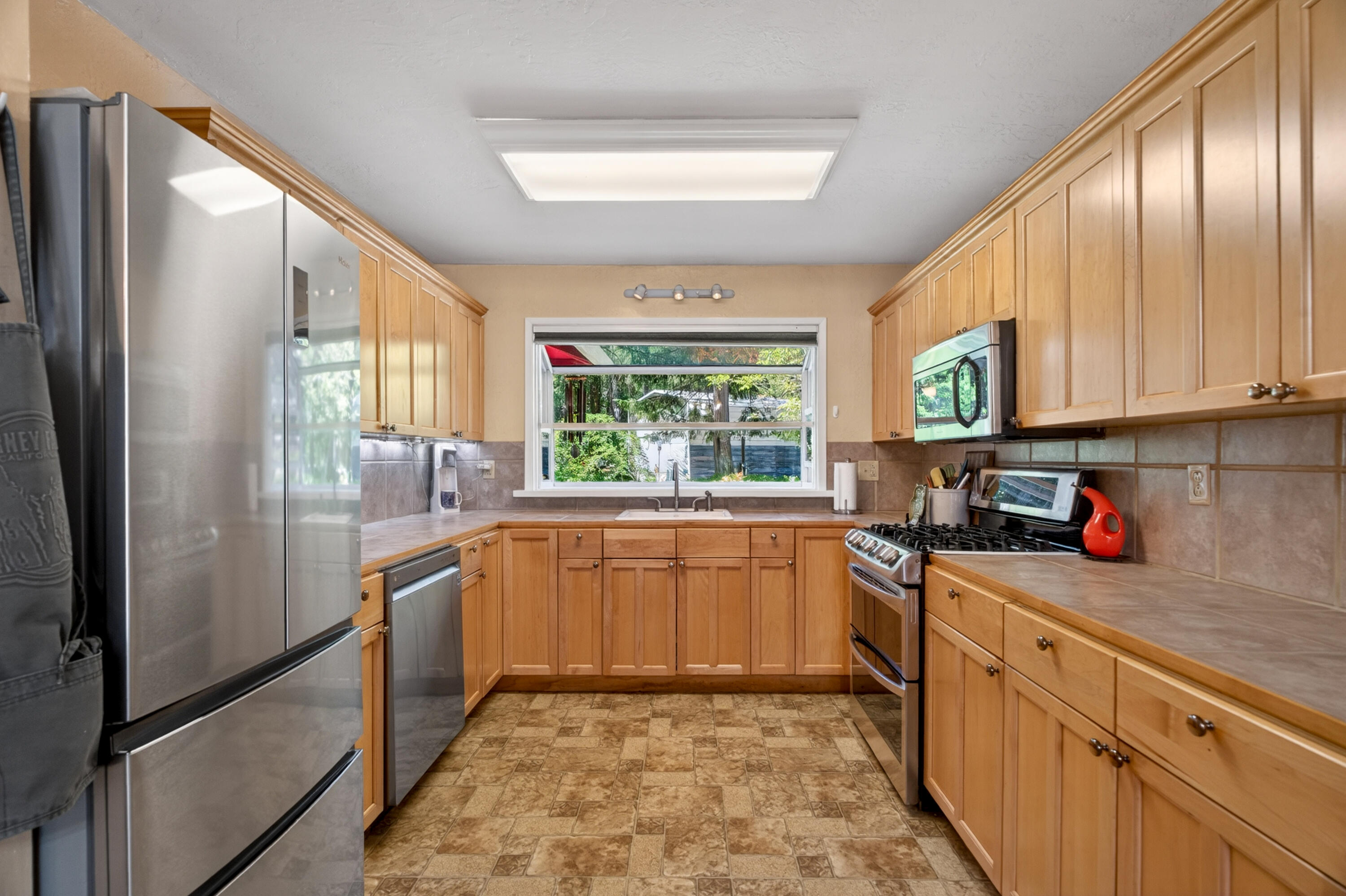8015 Starlite Pines Road