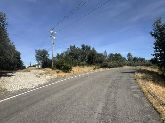 Tierra Oaks Drive