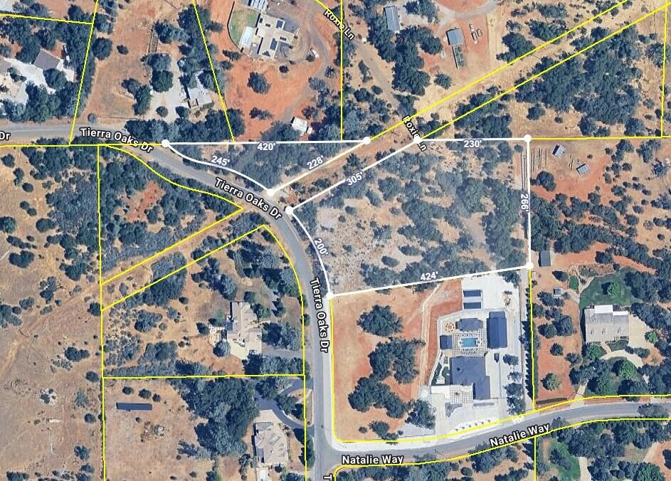 Tierra Oaks Drive