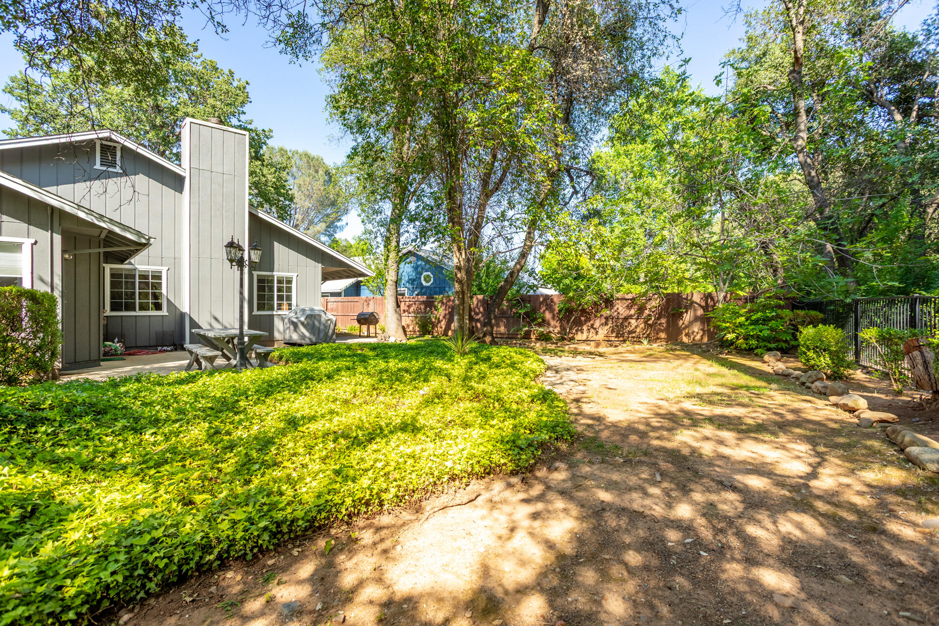 1761 Edgewood Drive