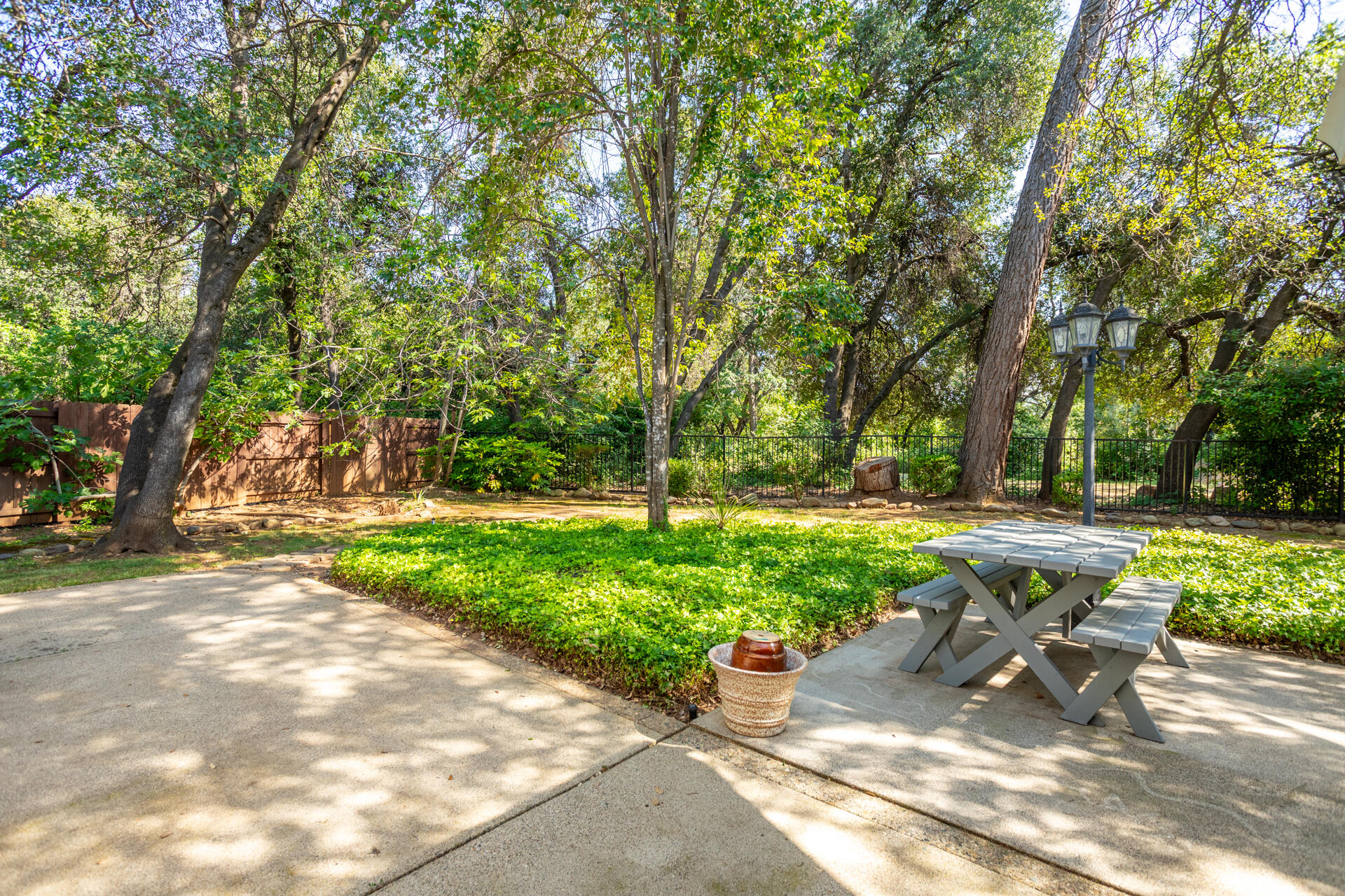 1761 Edgewood Drive