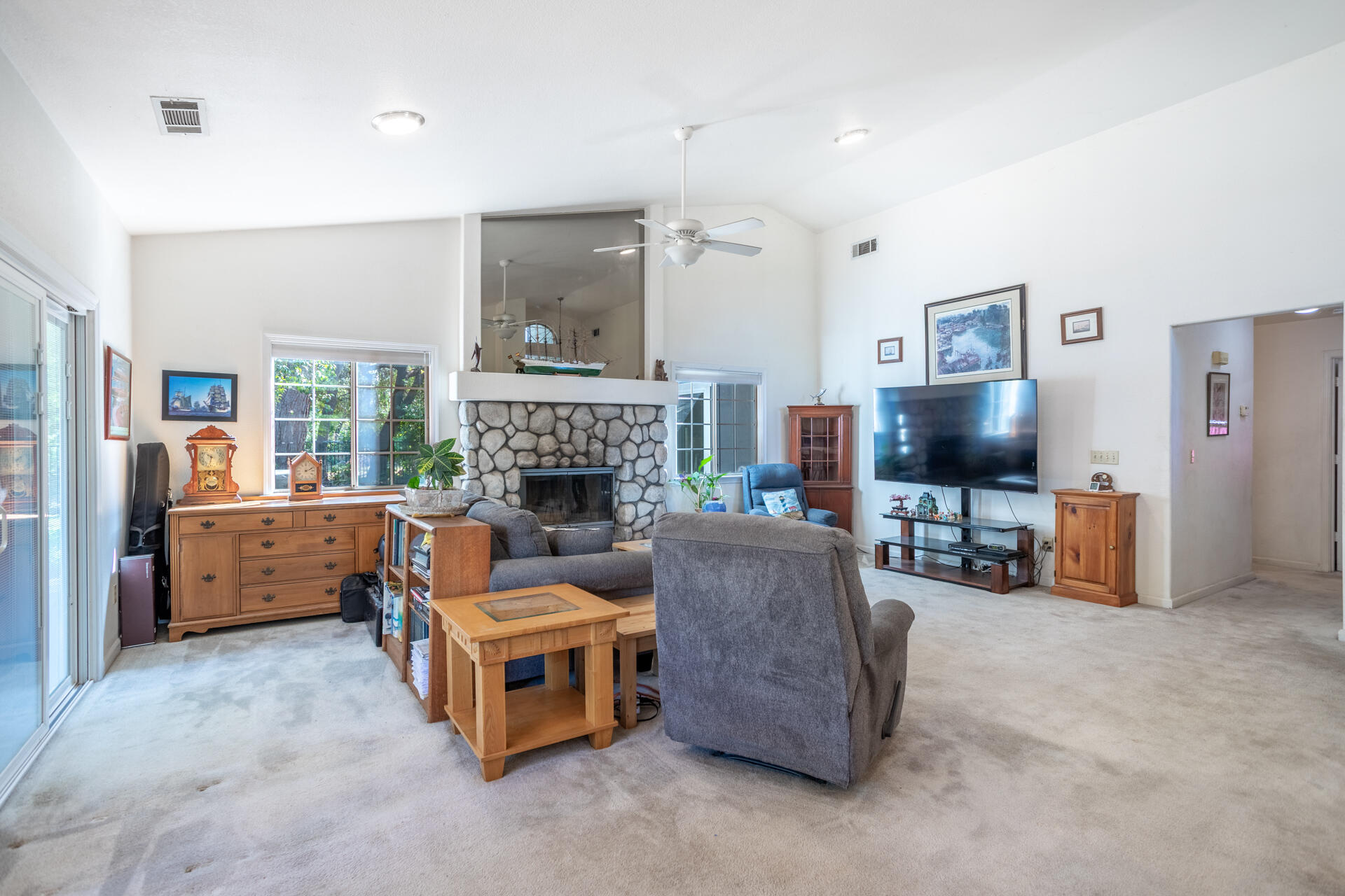 1761 Edgewood Drive