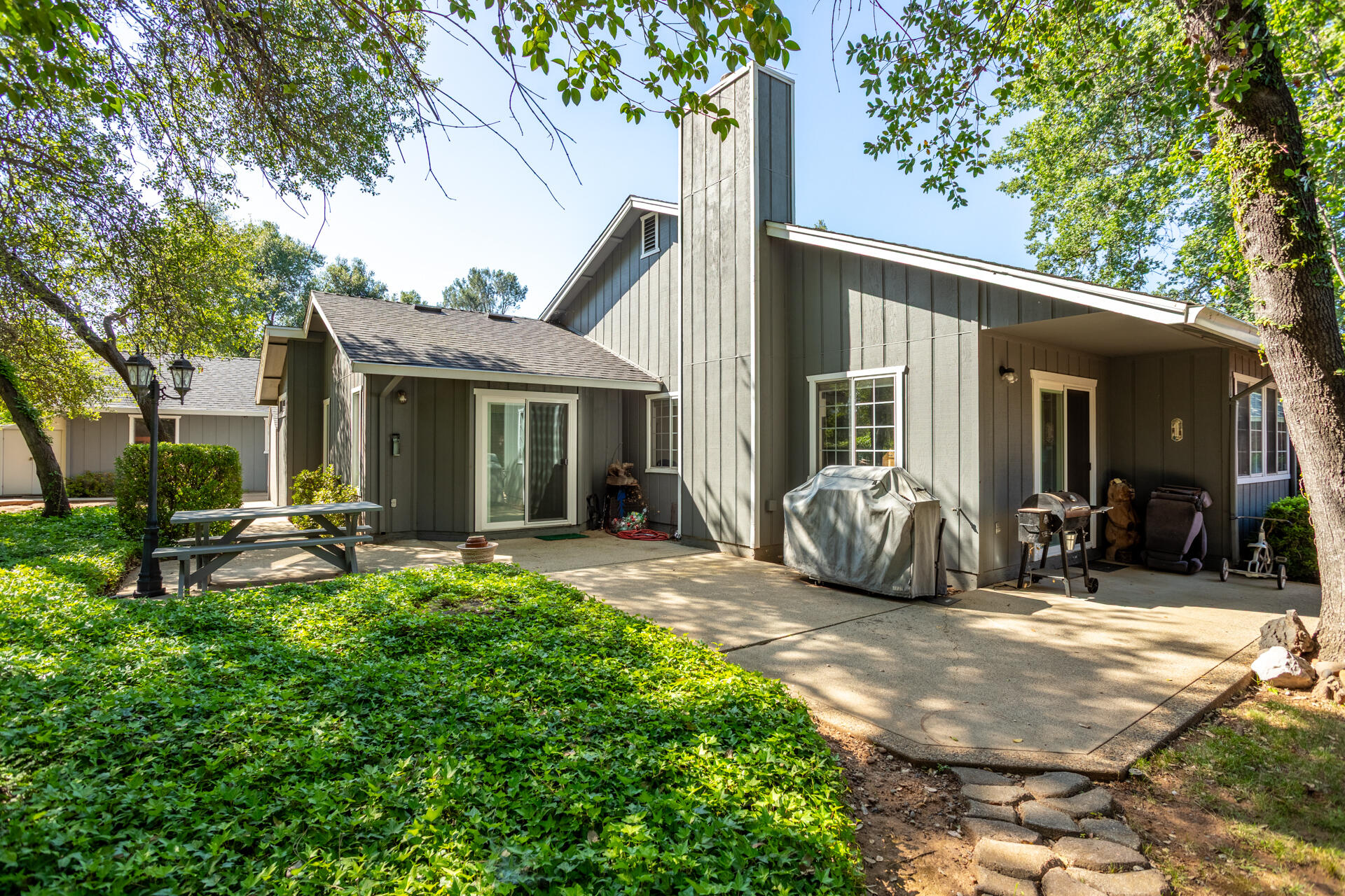 1761 Edgewood Drive