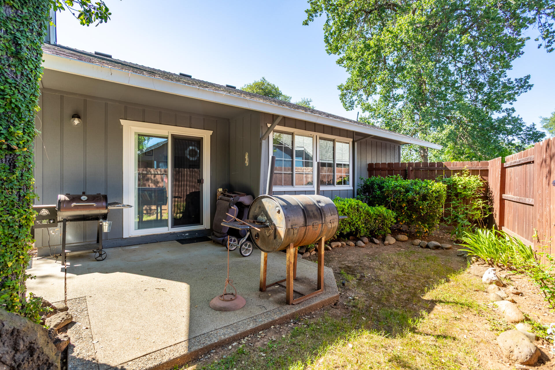 1761 Edgewood Drive