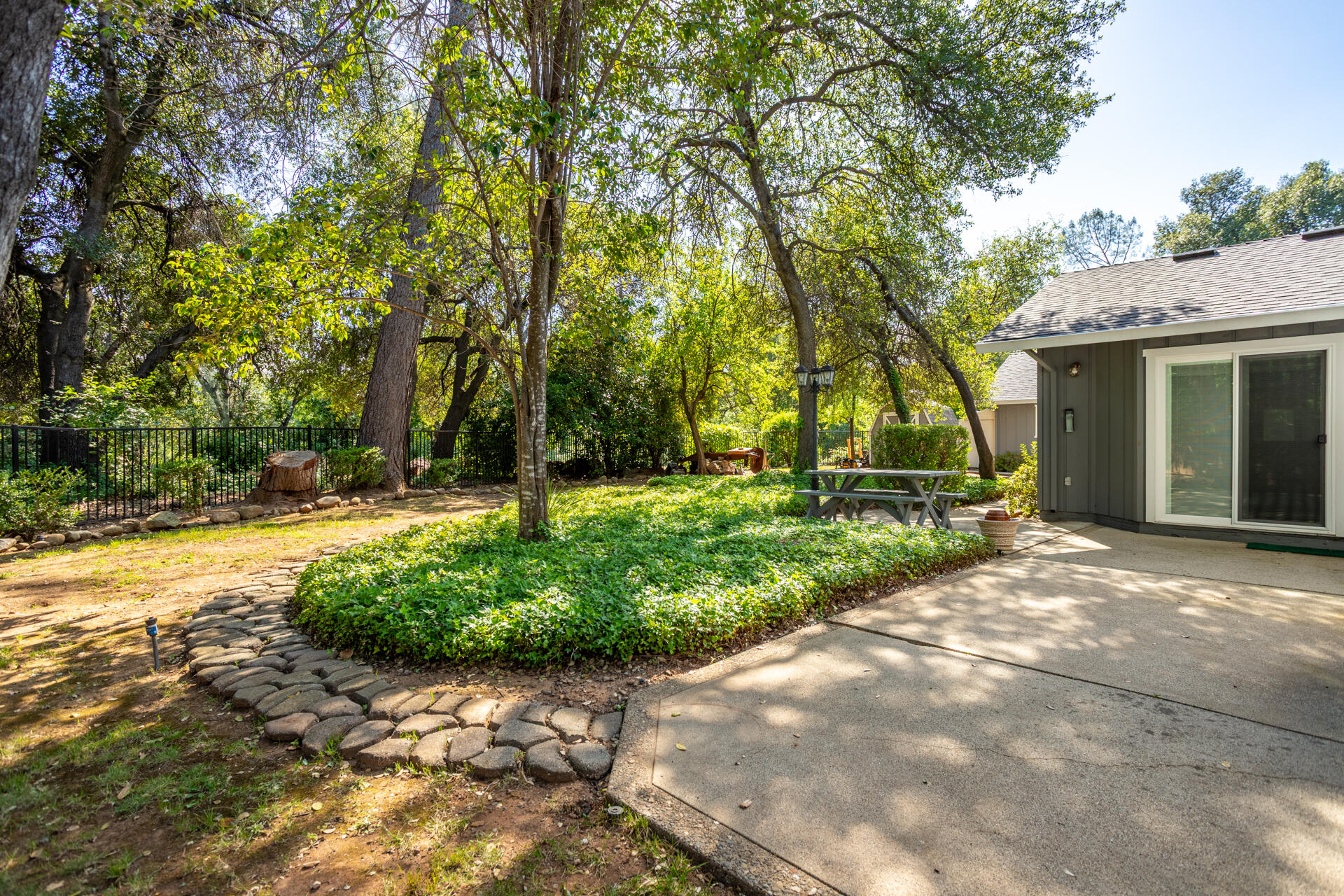 1761 Edgewood Drive