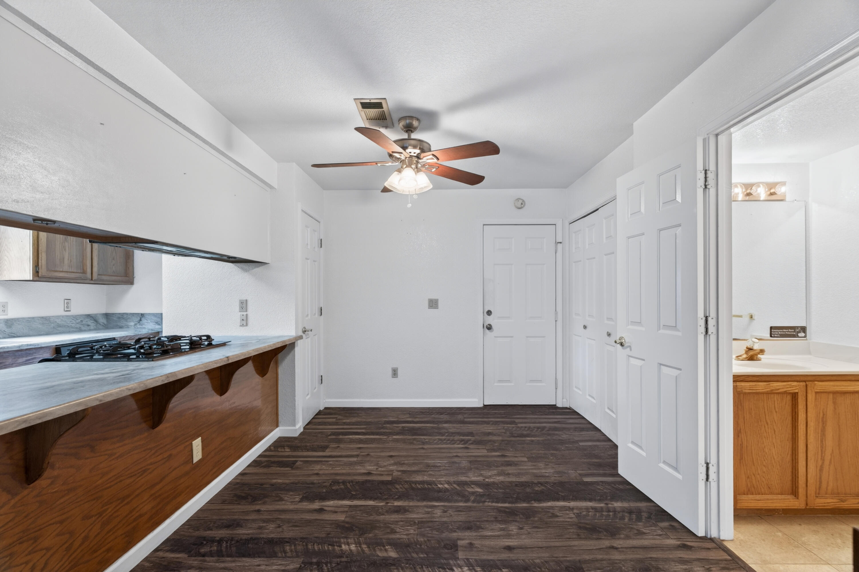 200 Ridgetop Drive, APT 22