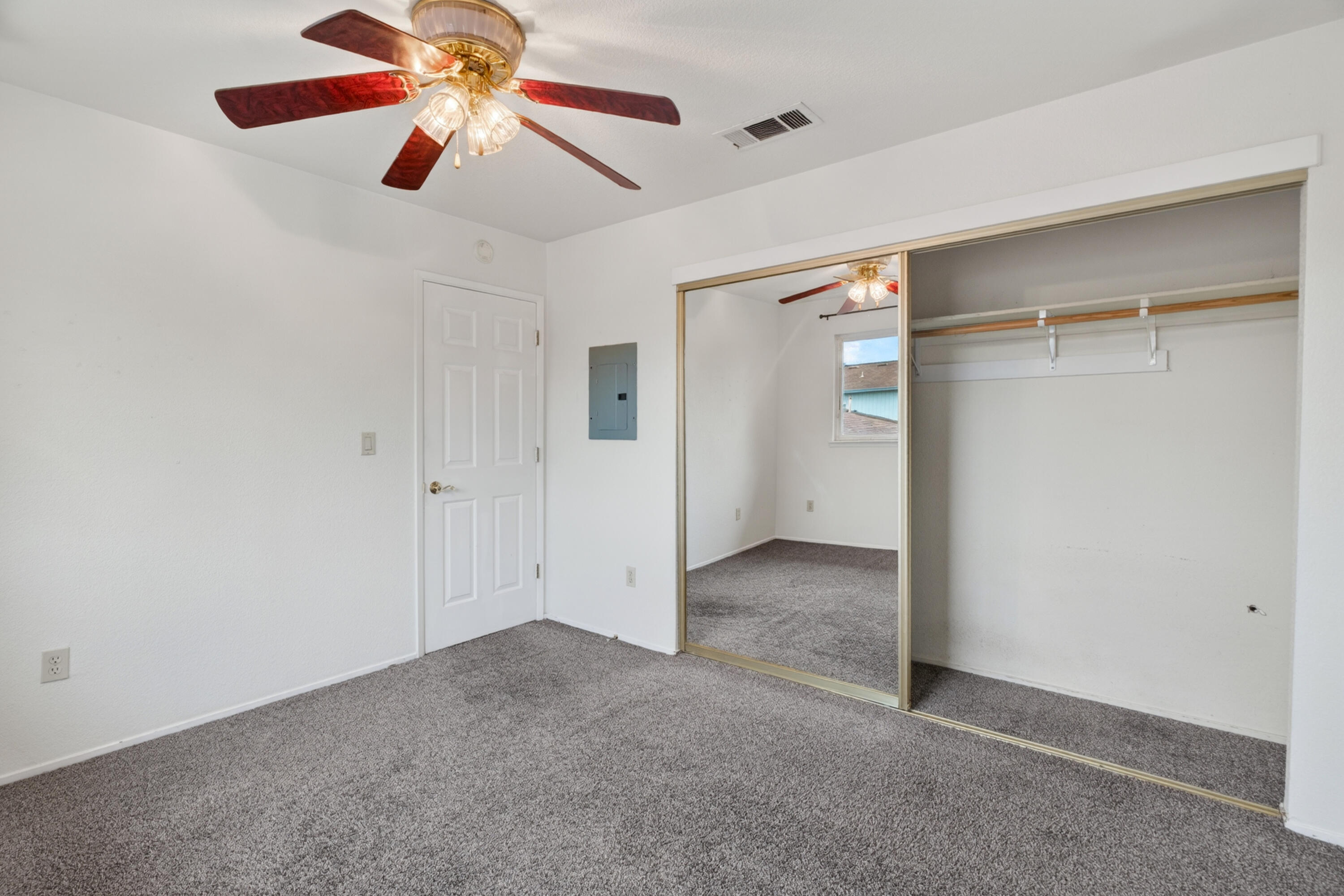 200 Ridgetop Drive, APT 22