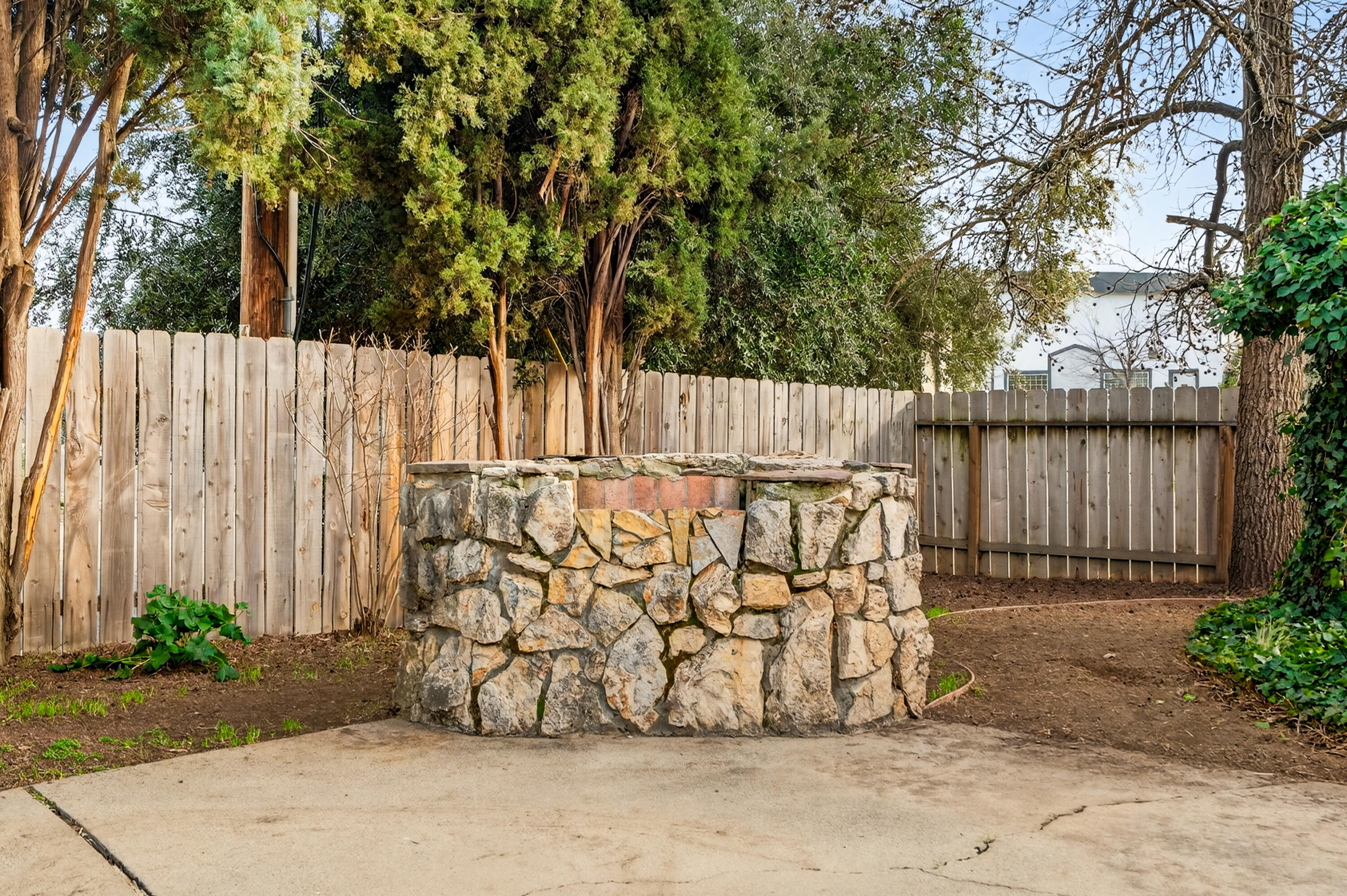 6551 El Camino Drive