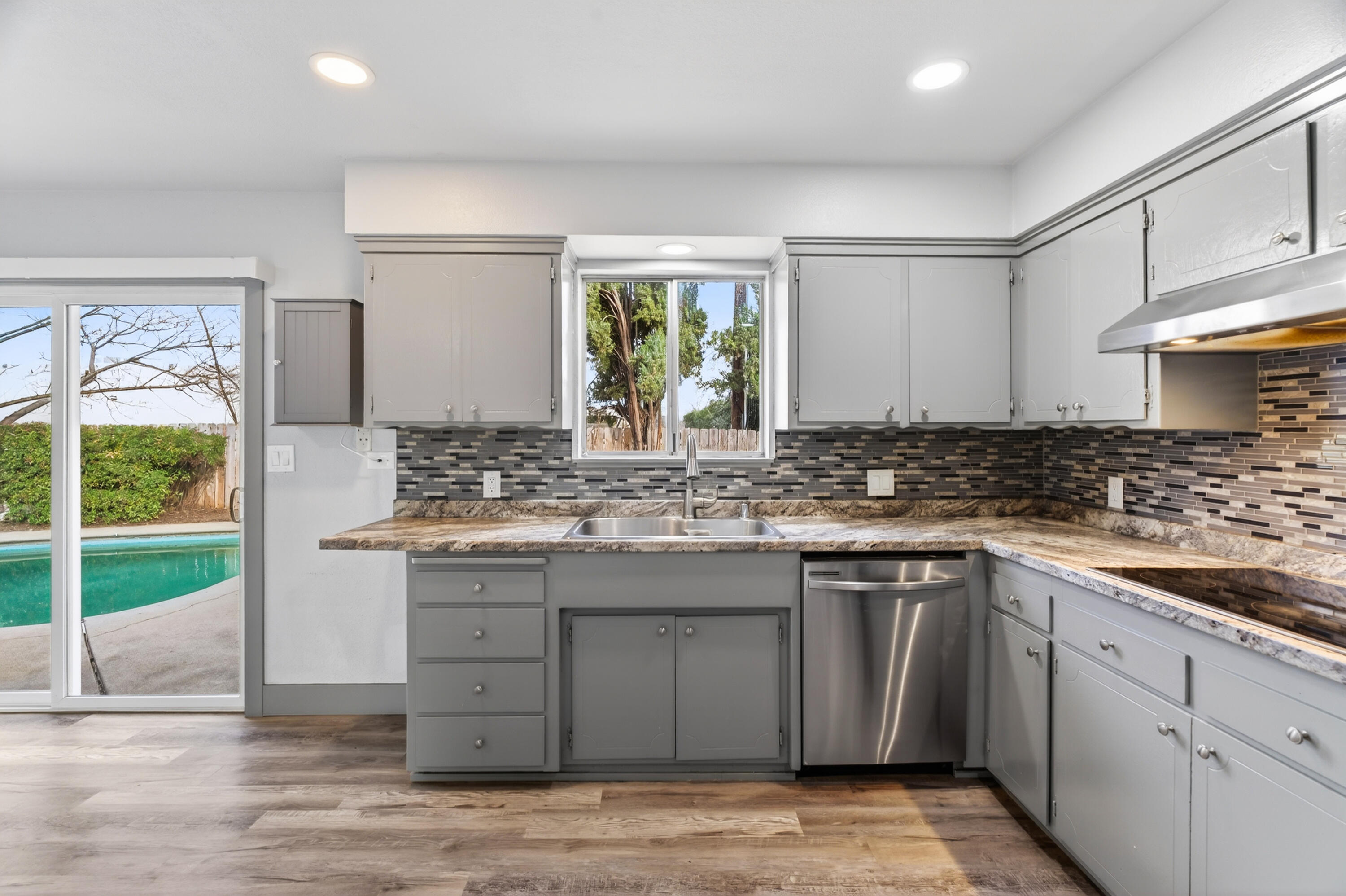 6551 El Camino Drive