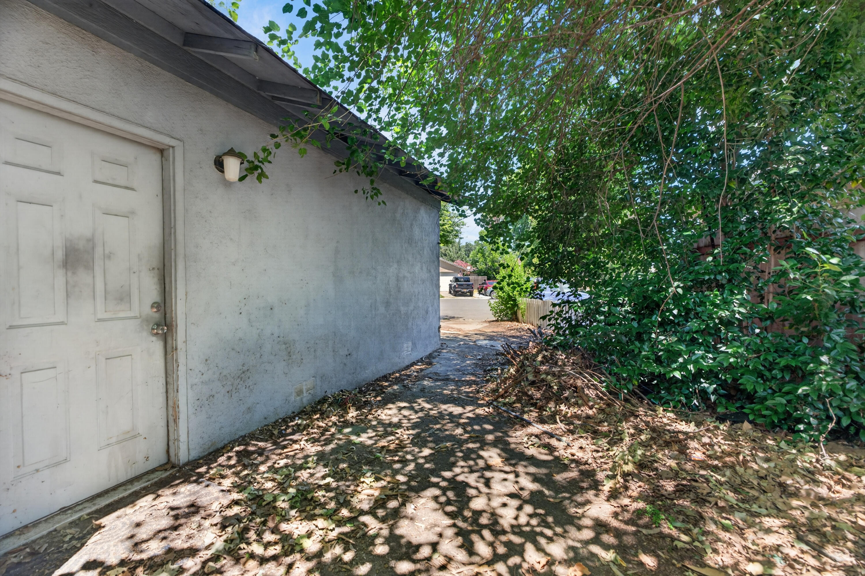 2911 Roan Court