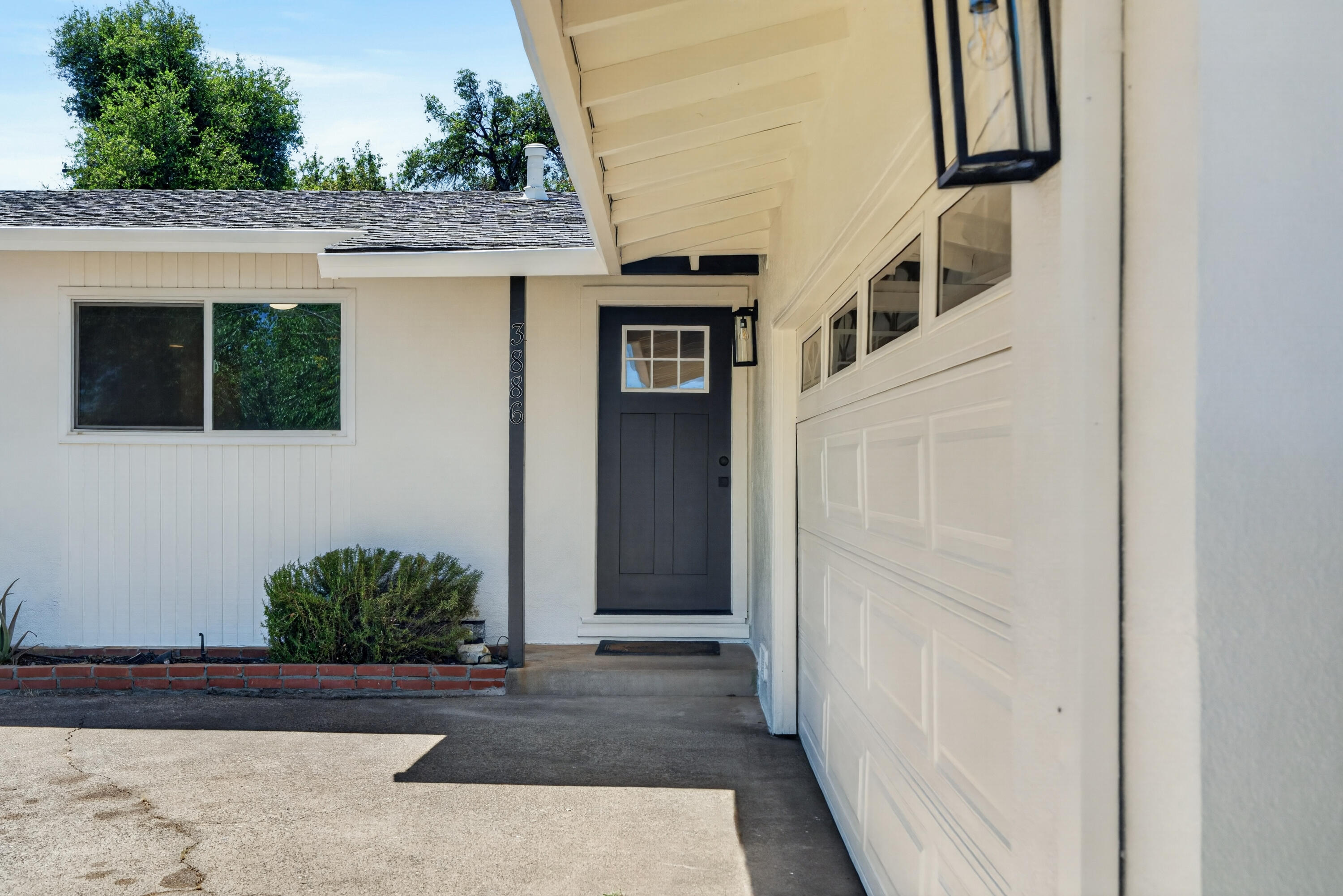 3886 Alma Avenue