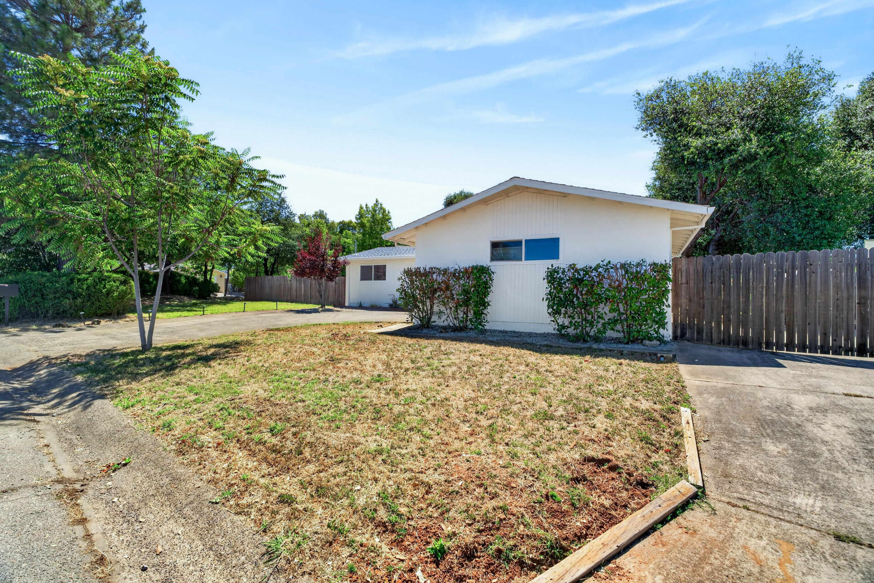3886 Alma Avenue