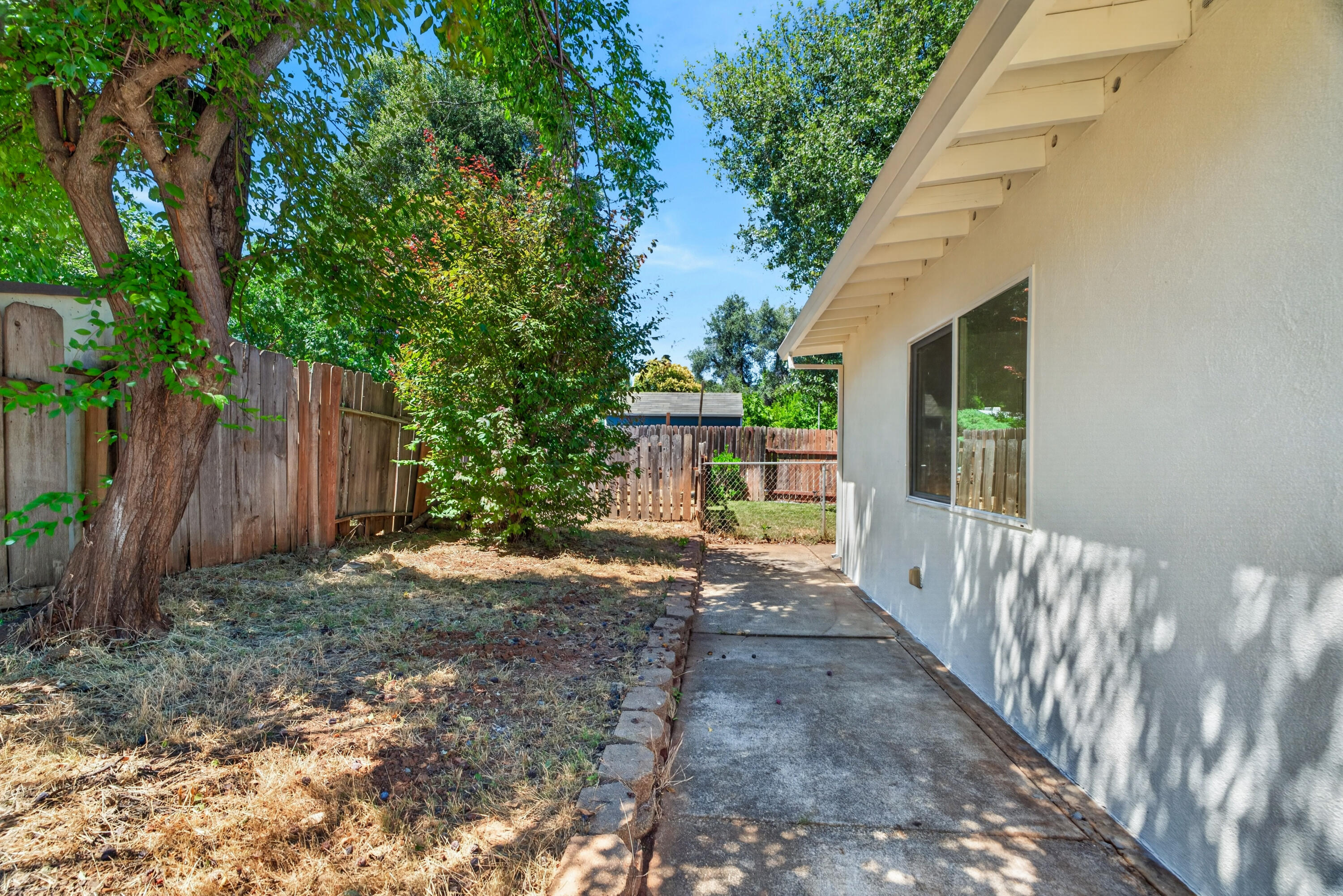 3886 Alma Avenue