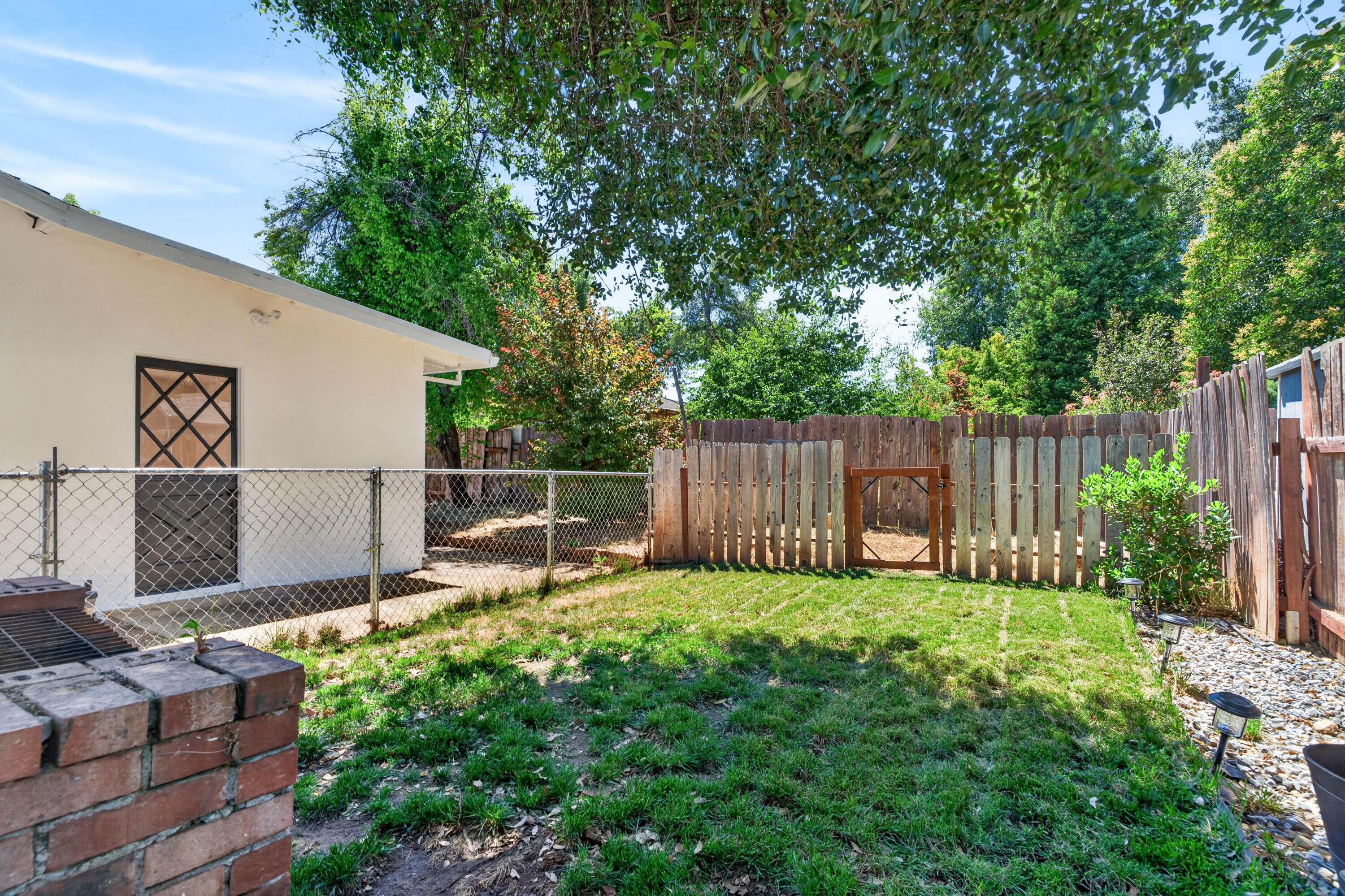 3886 Alma Avenue