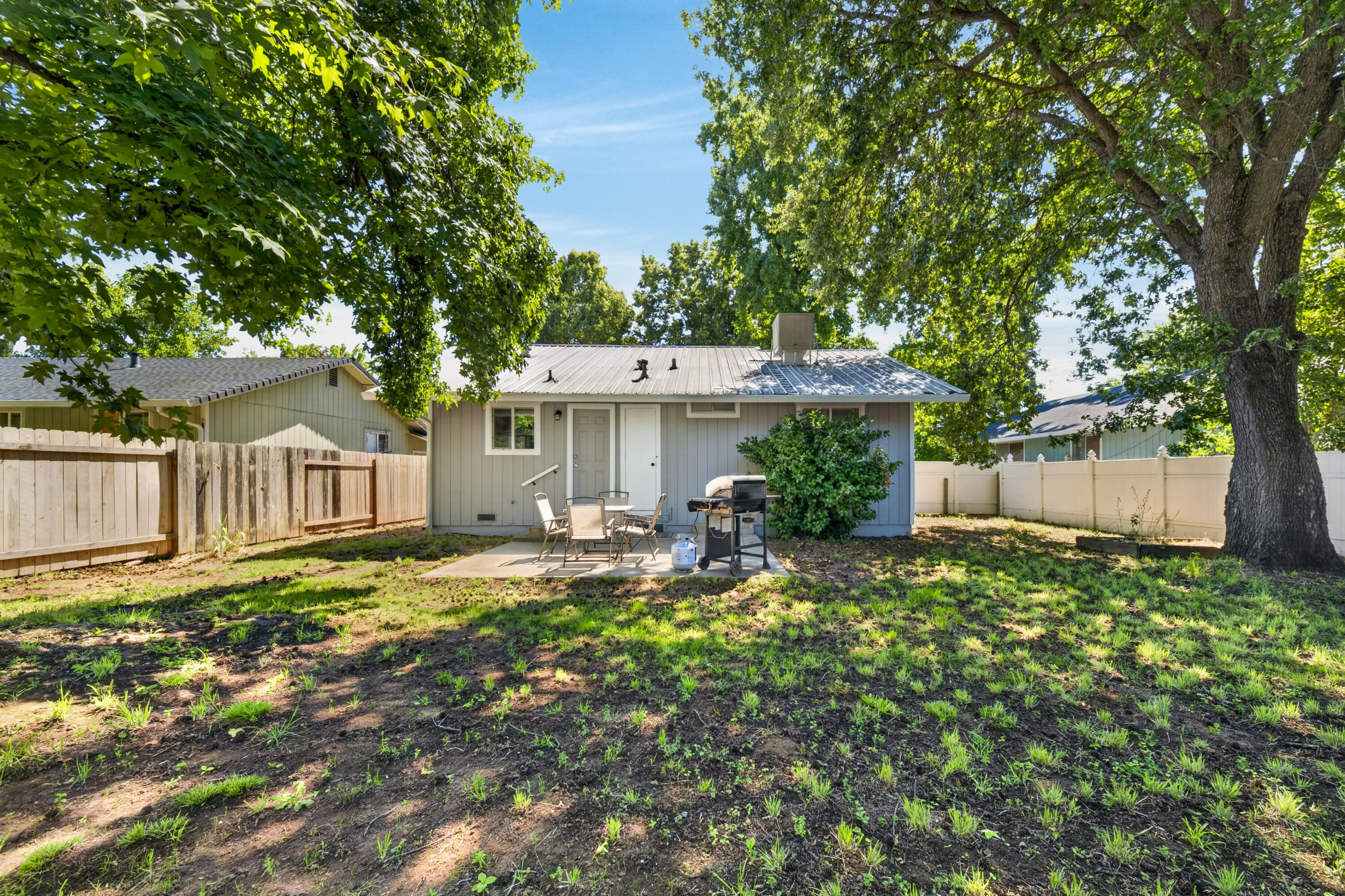 2555 Lupine Street