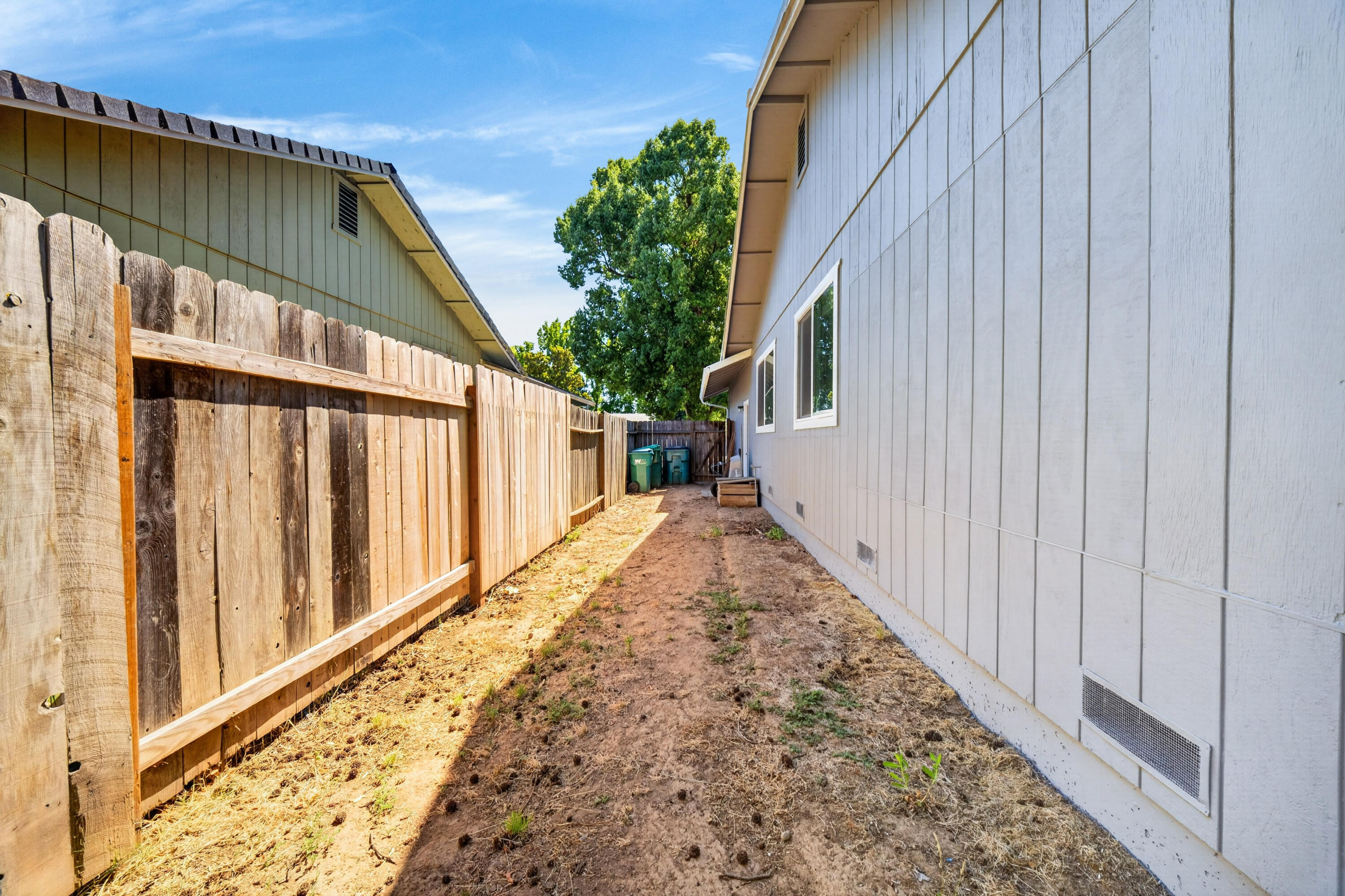 2555 Lupine Street