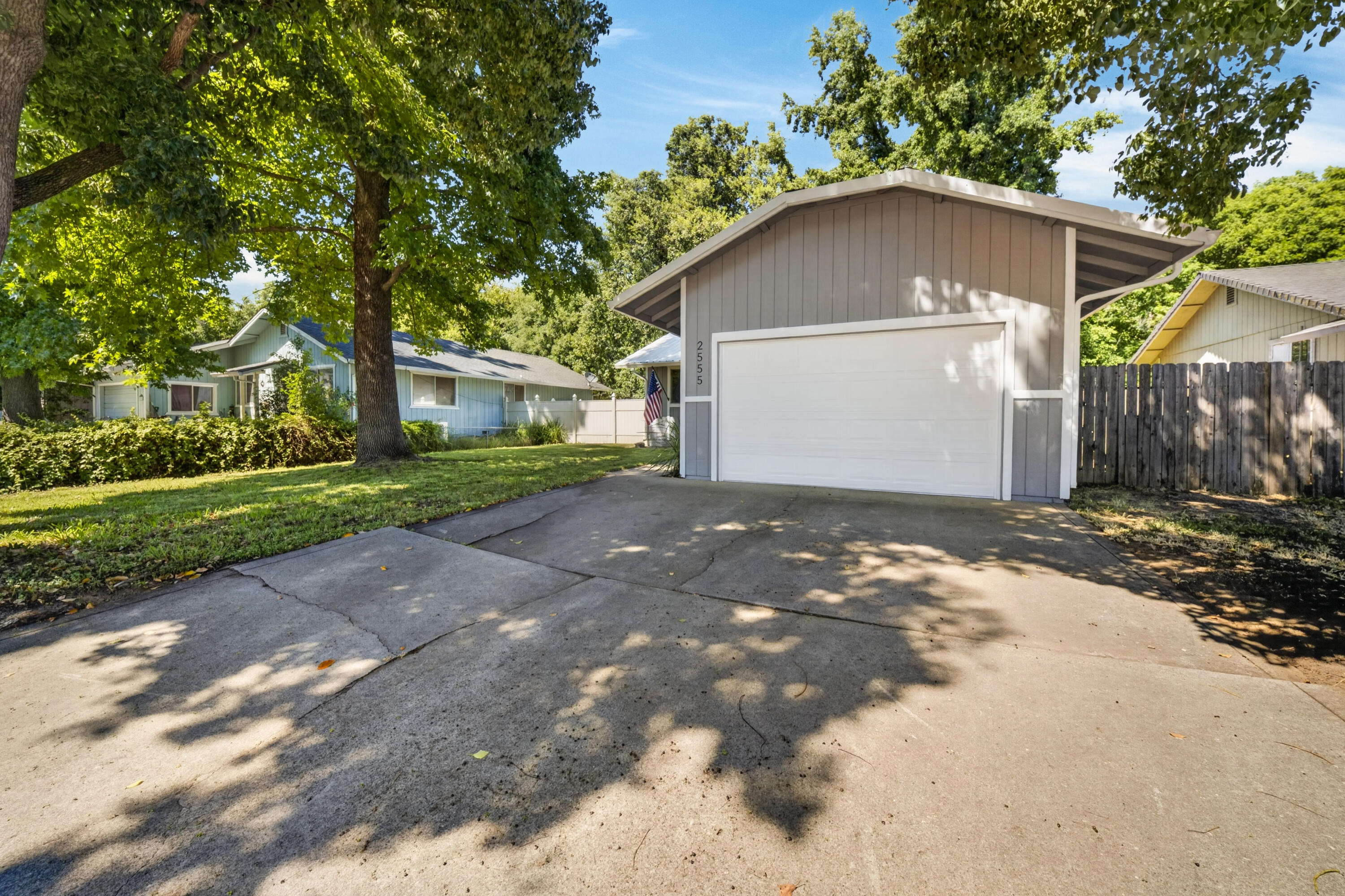 2555 Lupine Street