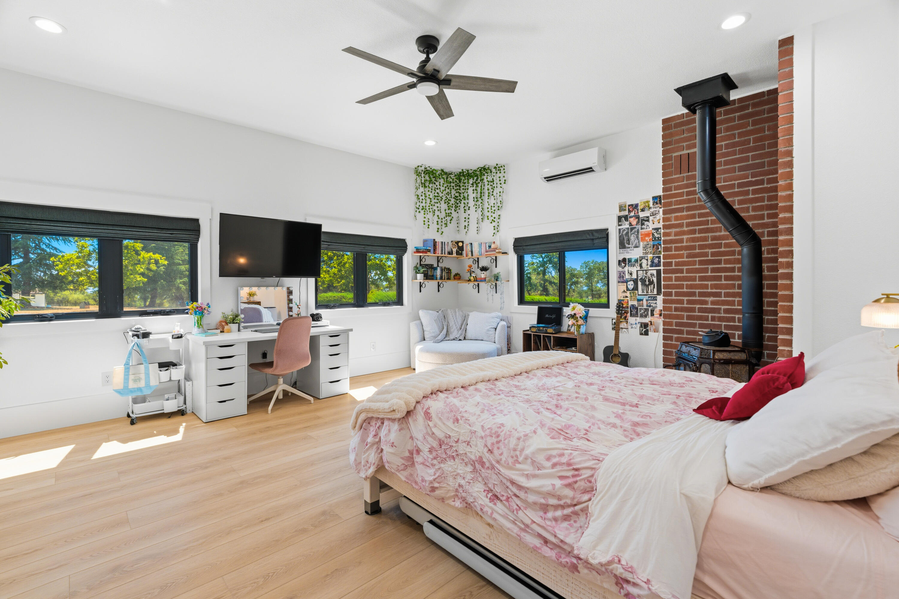 29099 Doveweed Way
