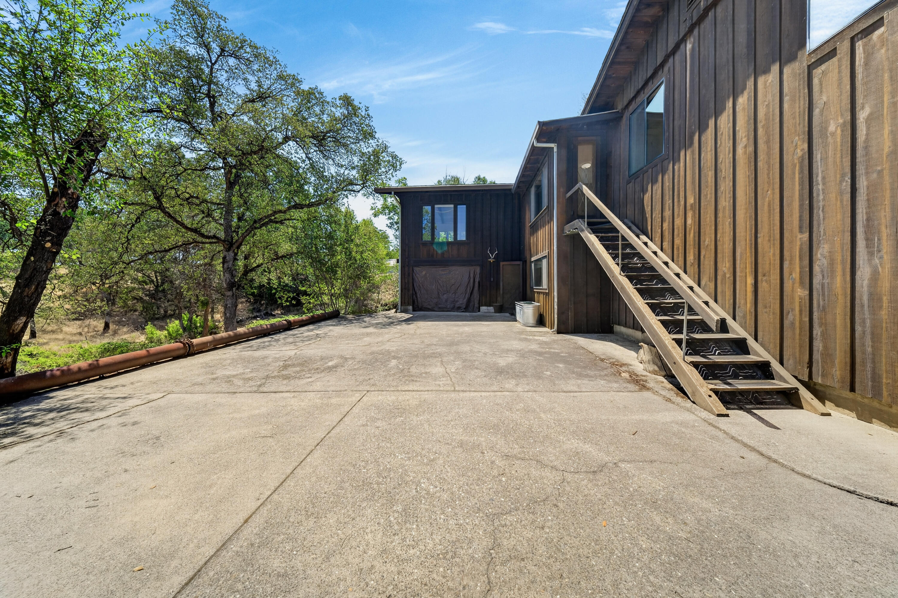 1640 Highland Avenue
